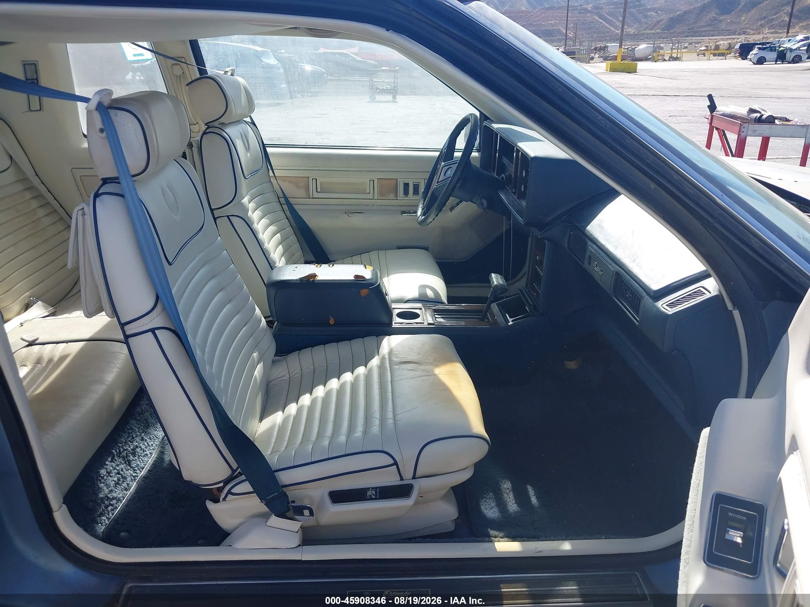 1989 Cadillac Eldorado   Blue vin: 1G6EL1154KU618871