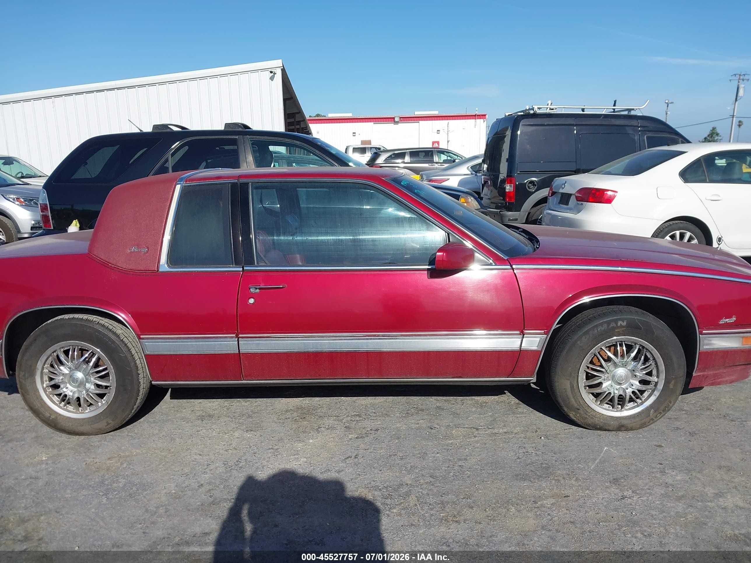 1989 Cadillac Eldorado   Красный vin: 1G6EL1156KU601313