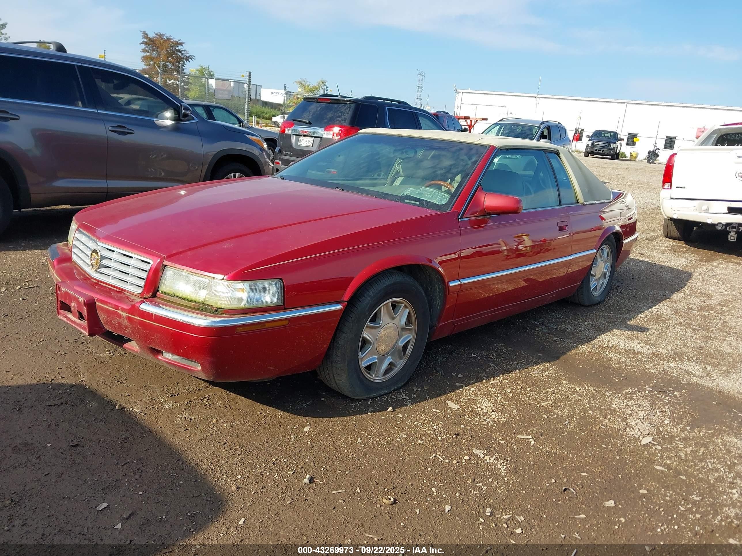 2001 Cadillac Eldorado Esc Red vin: 1G6EL12Y01B104258