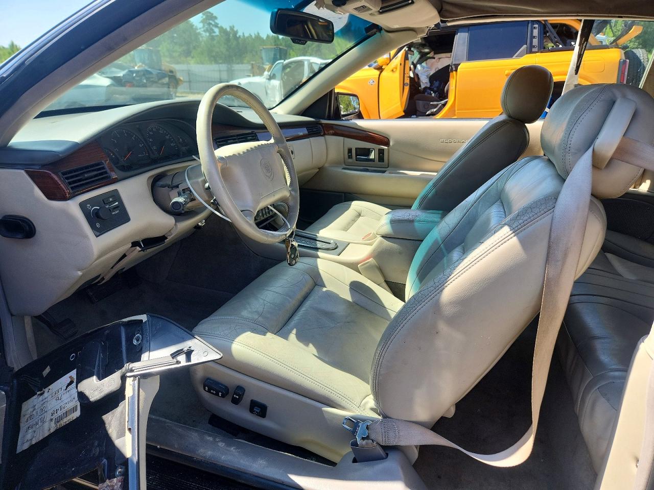 1997 Cadillac Eldorado Black vin: 1G6EL12Y0VU601708