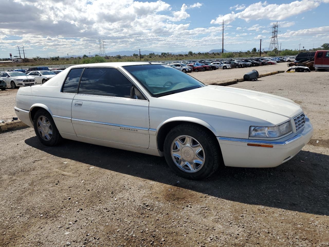 1999 Cadillac Eldorado White vin: 1G6EL12Y1XU610808