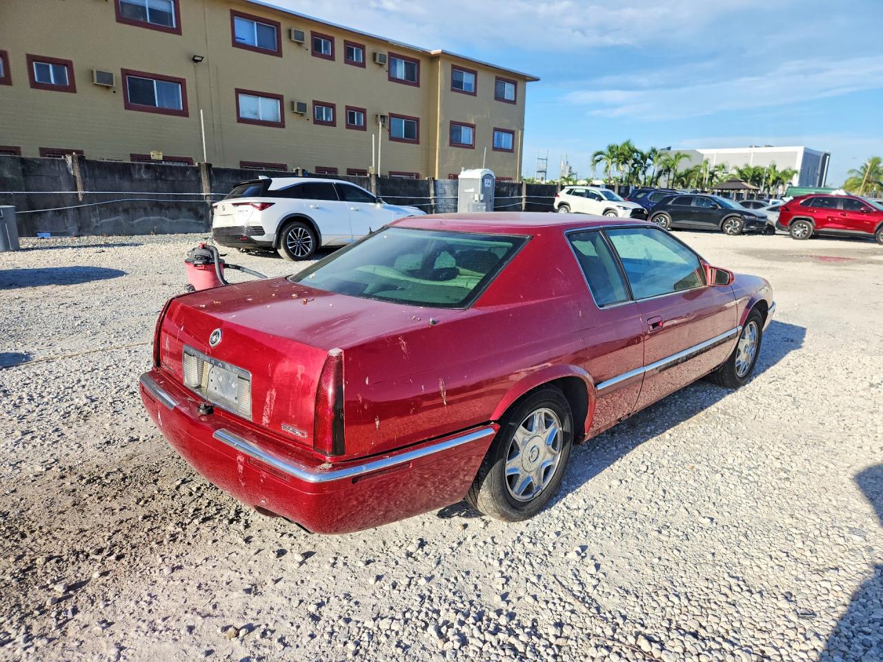2000 Cadillac Eldorado Esc Burgundy vin: 1G6EL12Y2YB703463