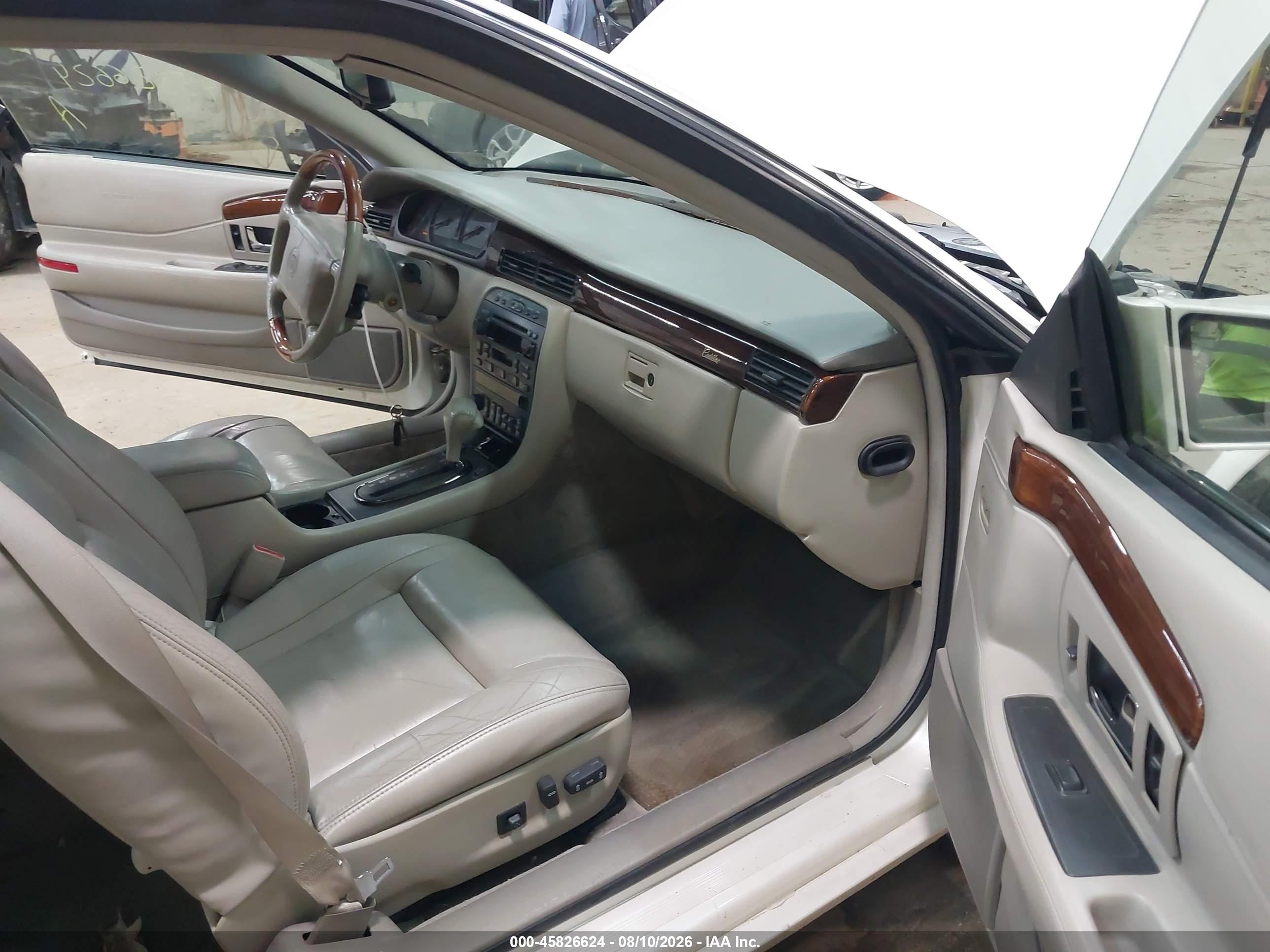 2001 Cadillac Eldorado Esc White vin: 1G6EL12Y31B109051
