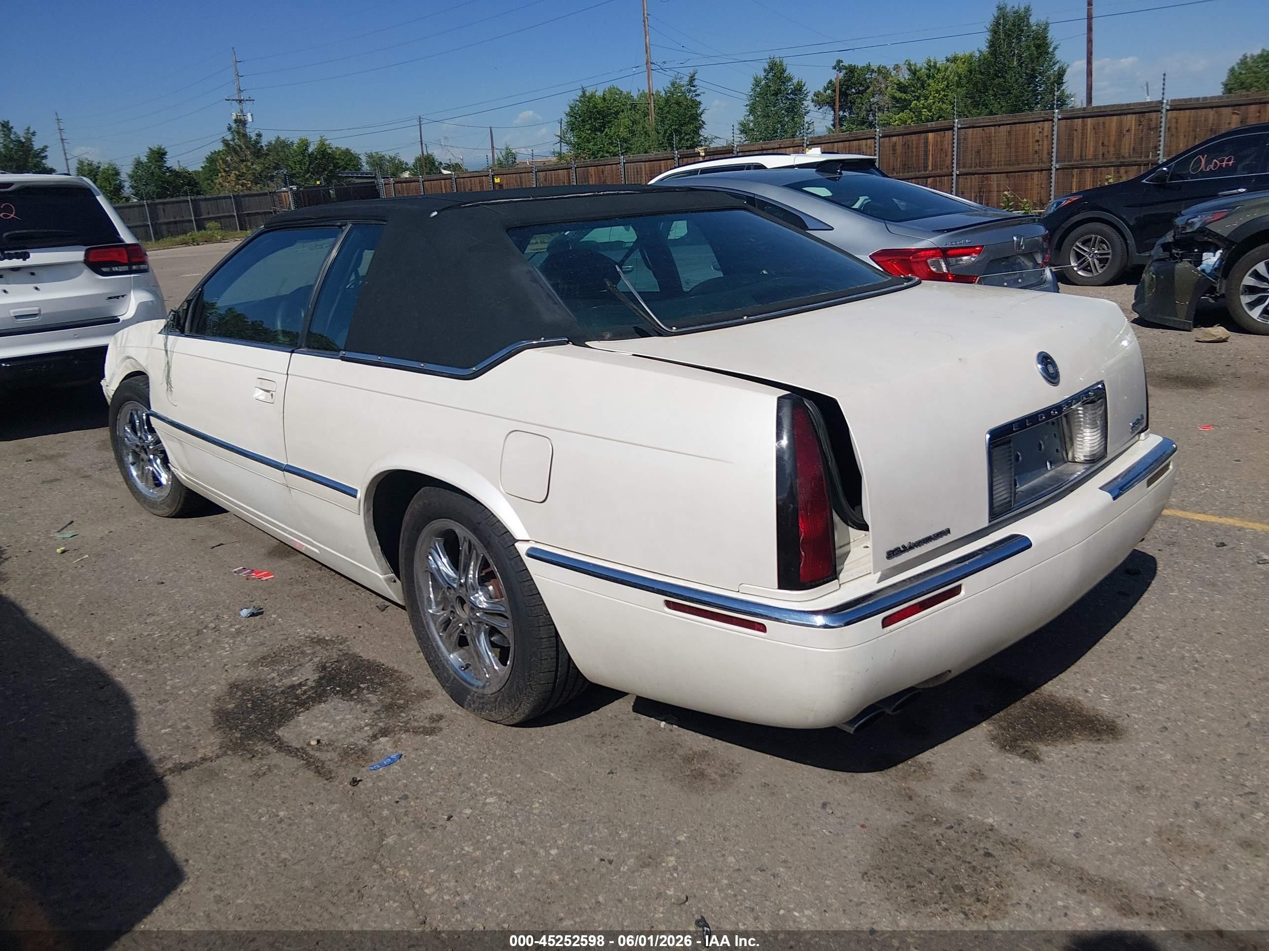 2000 Cadillac Eldorado Esc Cream vin: 1G6EL12Y3YU196898