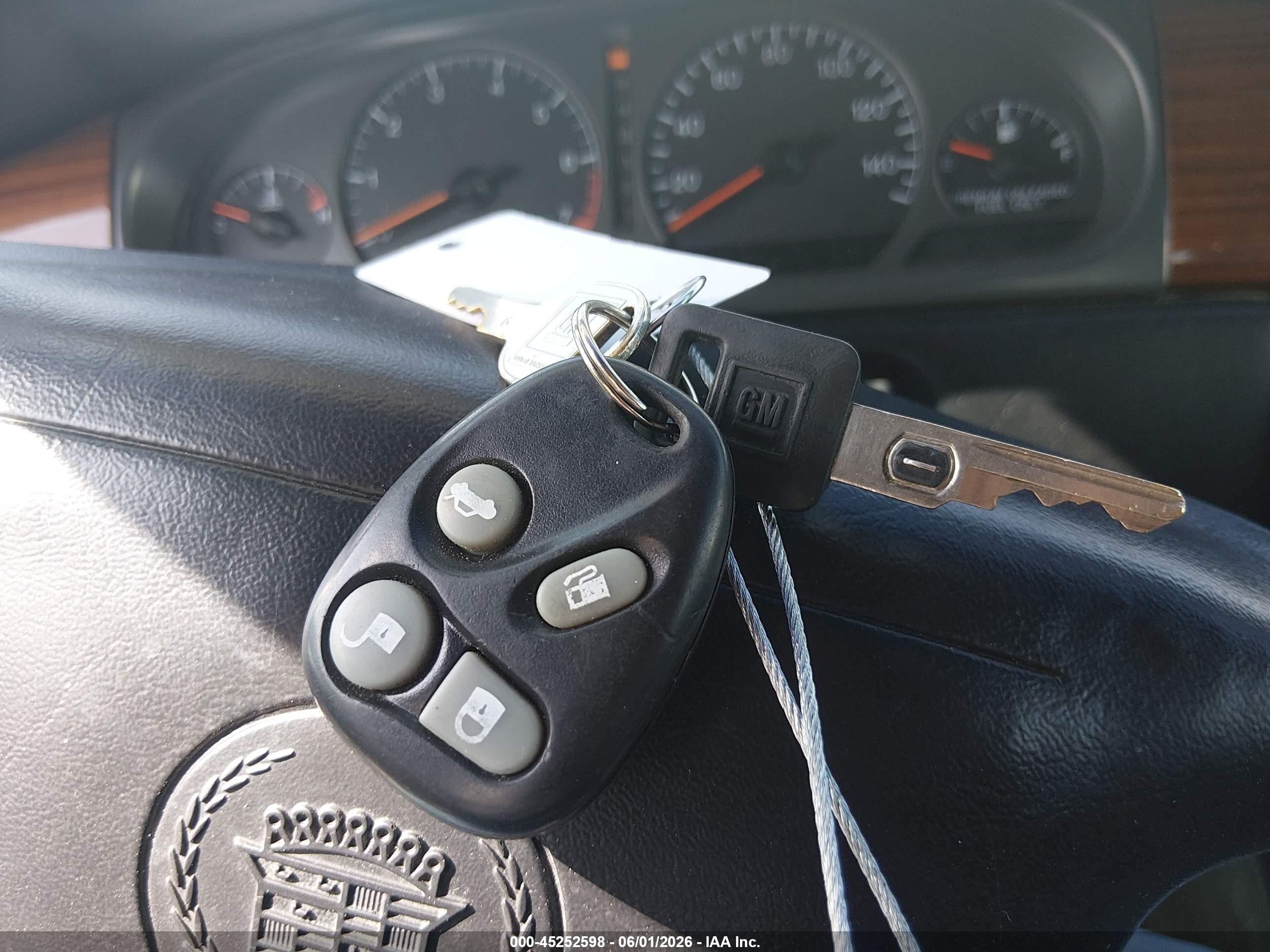2000 Cadillac Eldorado Esc Cream vin: 1G6EL12Y3YU196898