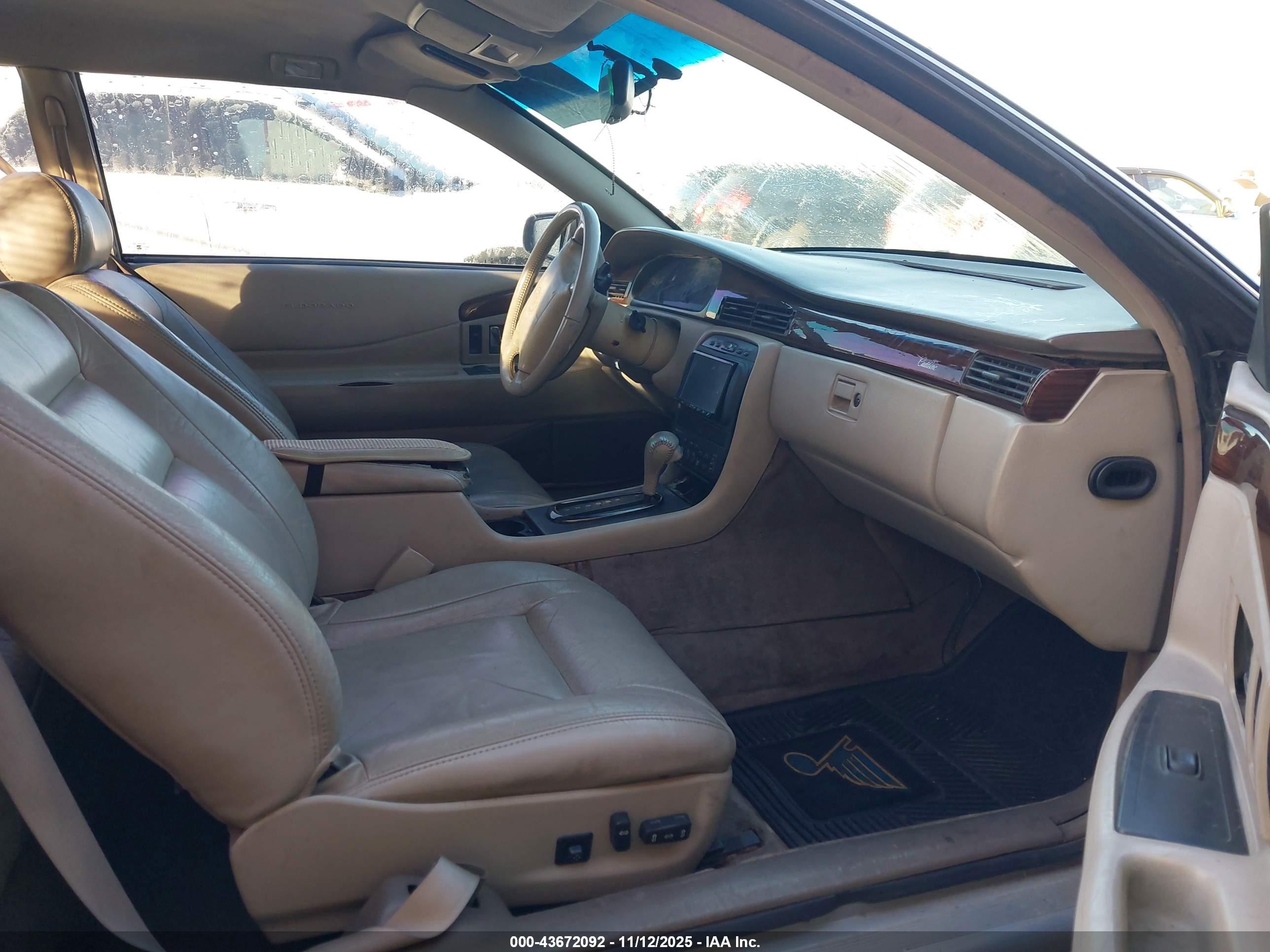 1997 Cadillac Eldorado   Gold vin: 1G6EL12Y4VU612968
