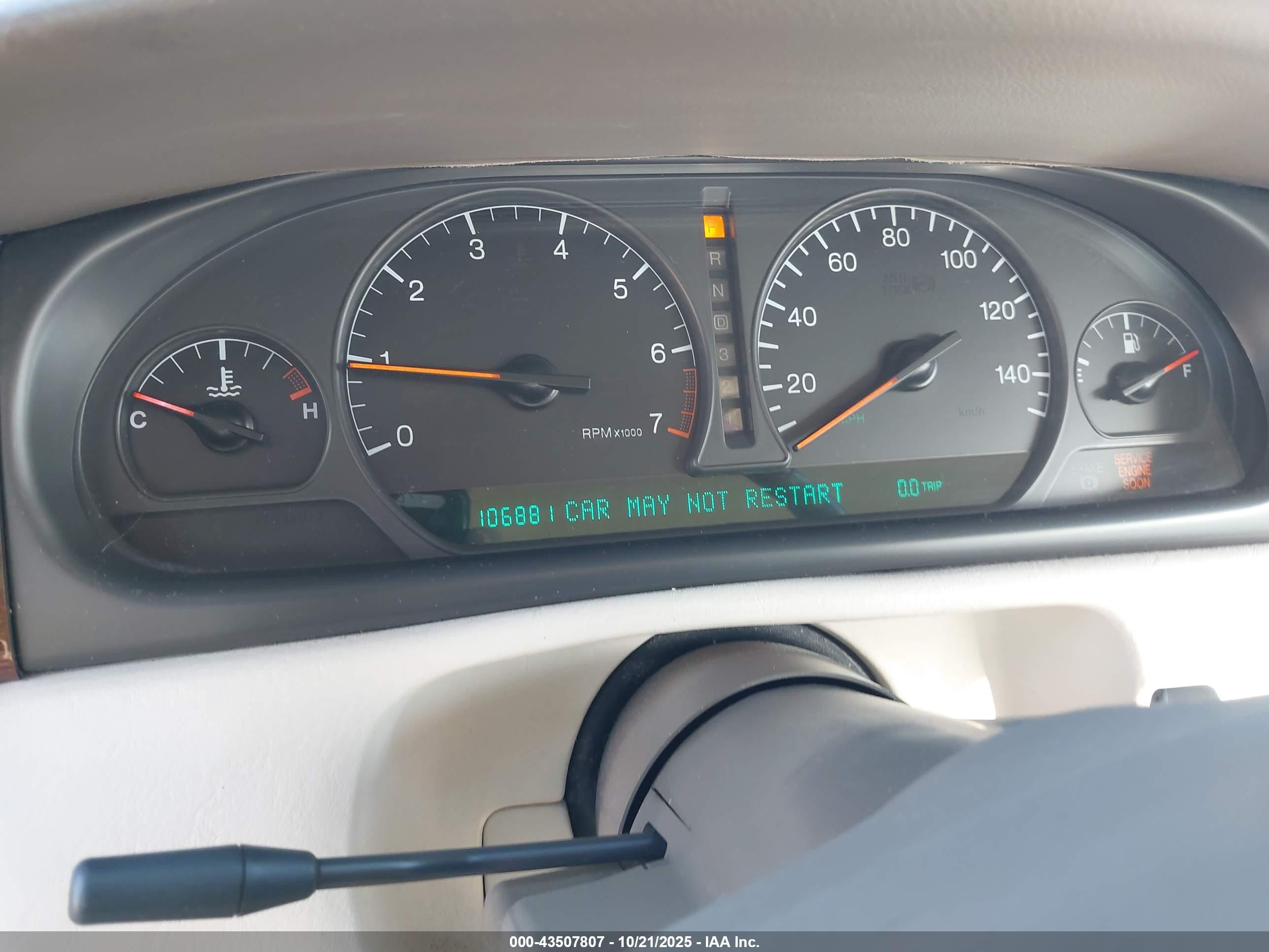 2002 Cadillac Eldorado Esc Белый vin: 1G6EL12Y72B100855