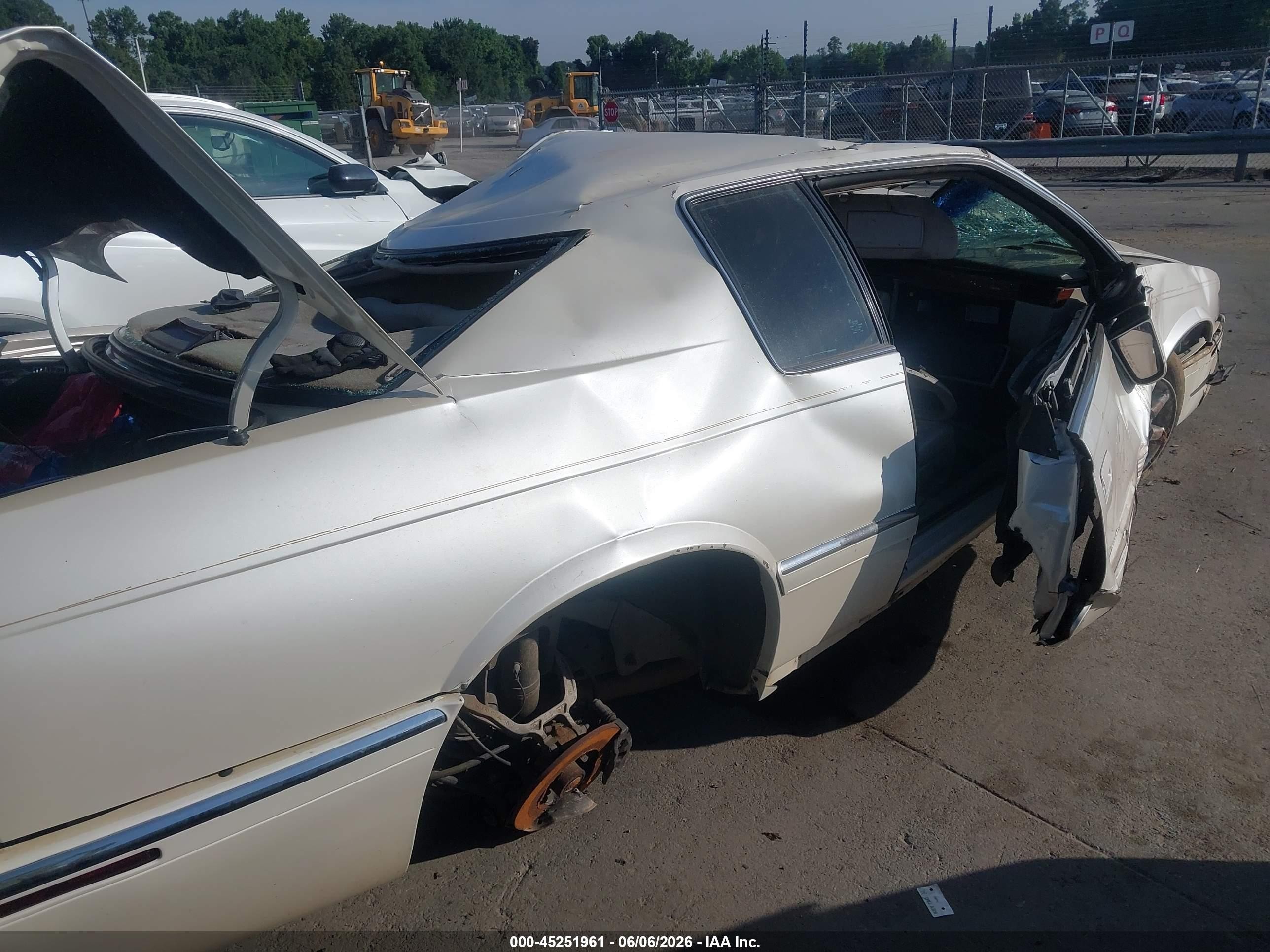 1997 Cadillac Eldorado Standard Beige vin: 1G6EL12Y7VU611409
