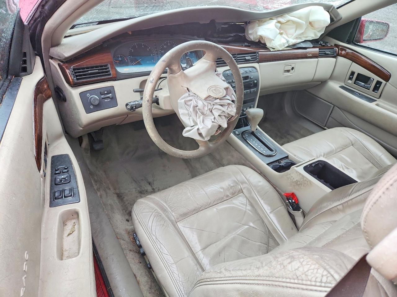 1999 Cadillac Eldorado Red vin: 1G6EL12Y7XU608917