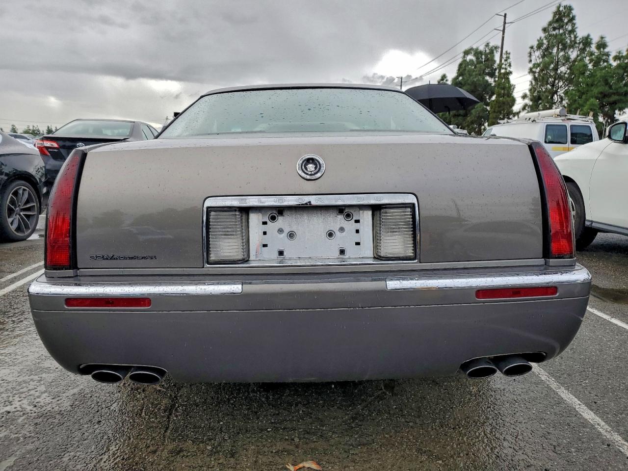 1999 Cadillac Eldorado Gray vin: 1G6EL12Y8XU607288
