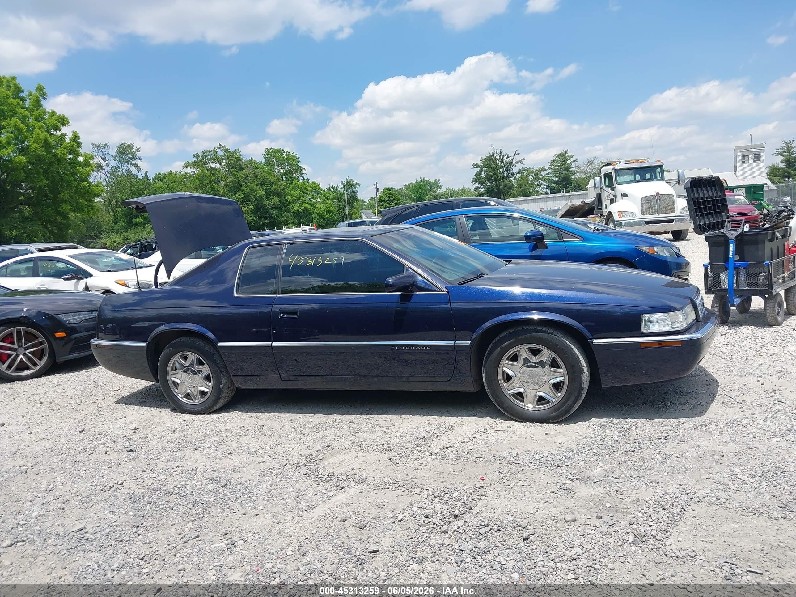 1998 Cadillac Eldorado Standard Синий vin: 1G6EL12Y9WU602972