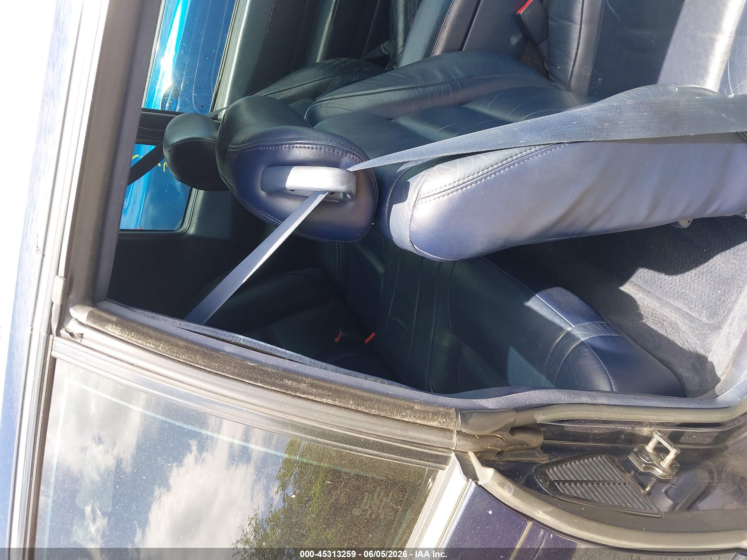 1998 Cadillac Eldorado Standard Синий vin: 1G6EL12Y9WU602972