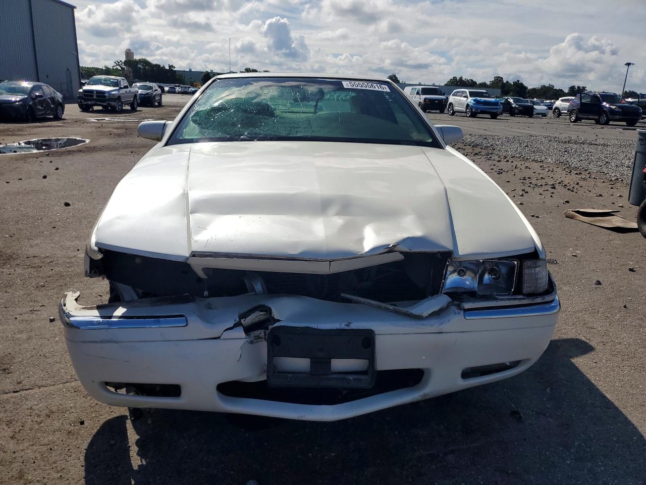 1997 Cadillac Eldorado Кремовый vin: 1G6EL12YXVU616796