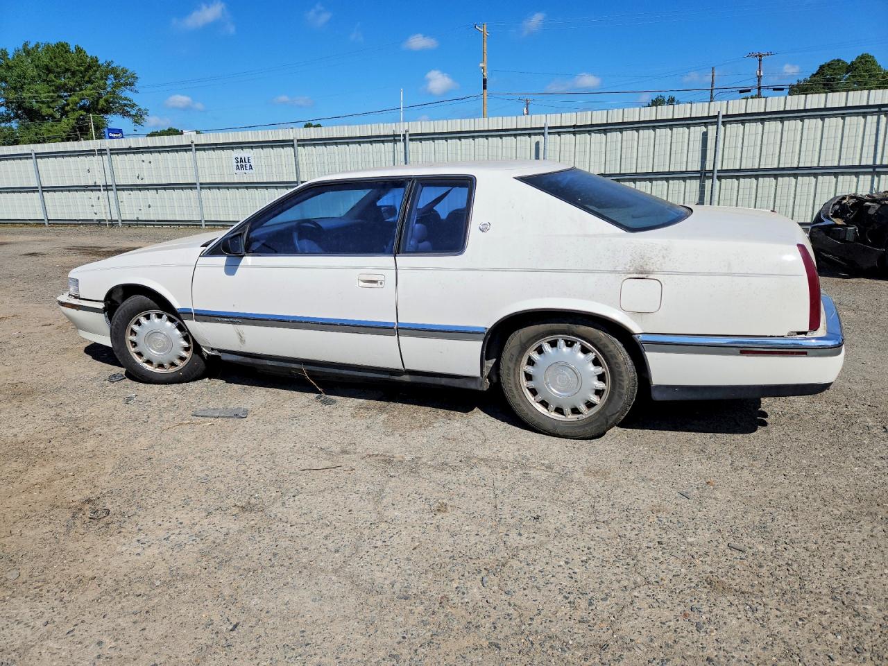 1992 Cadillac Eldorado White vin: 1G6EL13B0NU624500