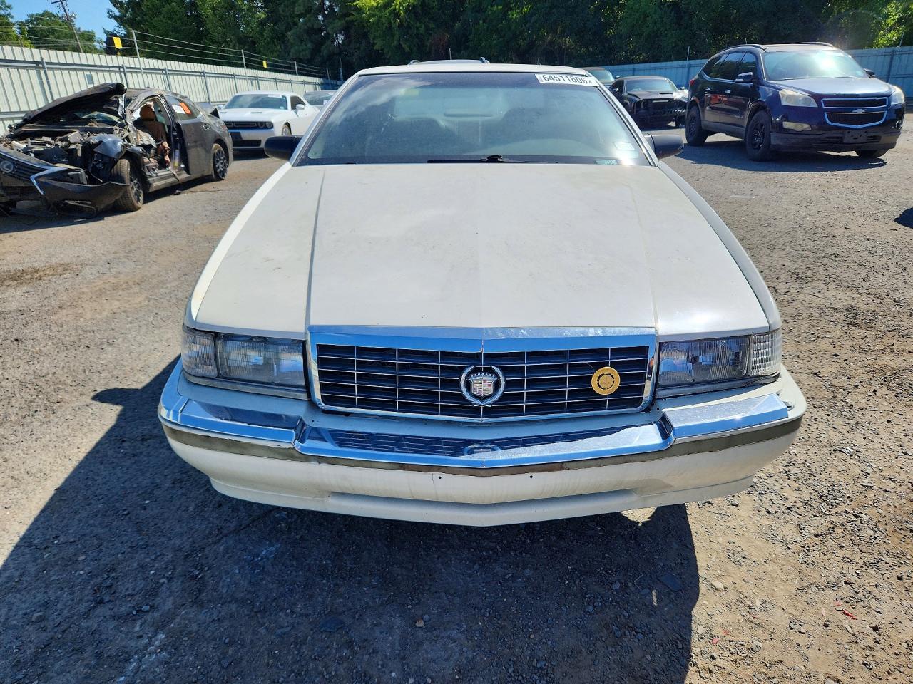 1992 Cadillac Eldorado White vin: 1G6EL13B0NU624500