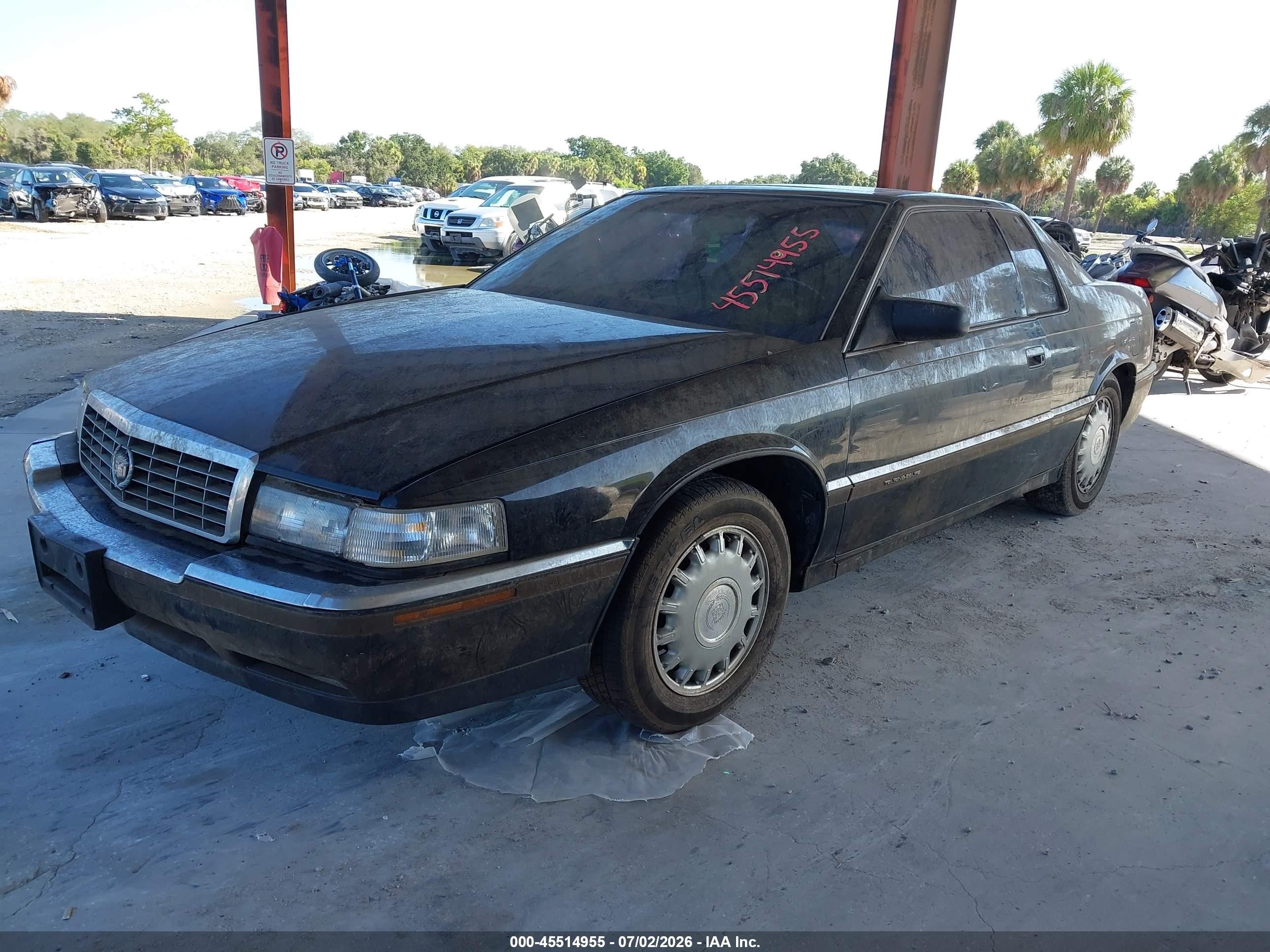 1992 Cadillac Eldorado   Black vin: 1G6EL13B1NU628376