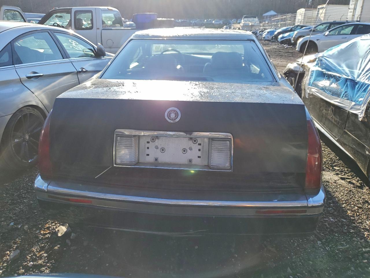 1992 Cadillac Eldorado Black vin: 1G6EL13B2NU620058