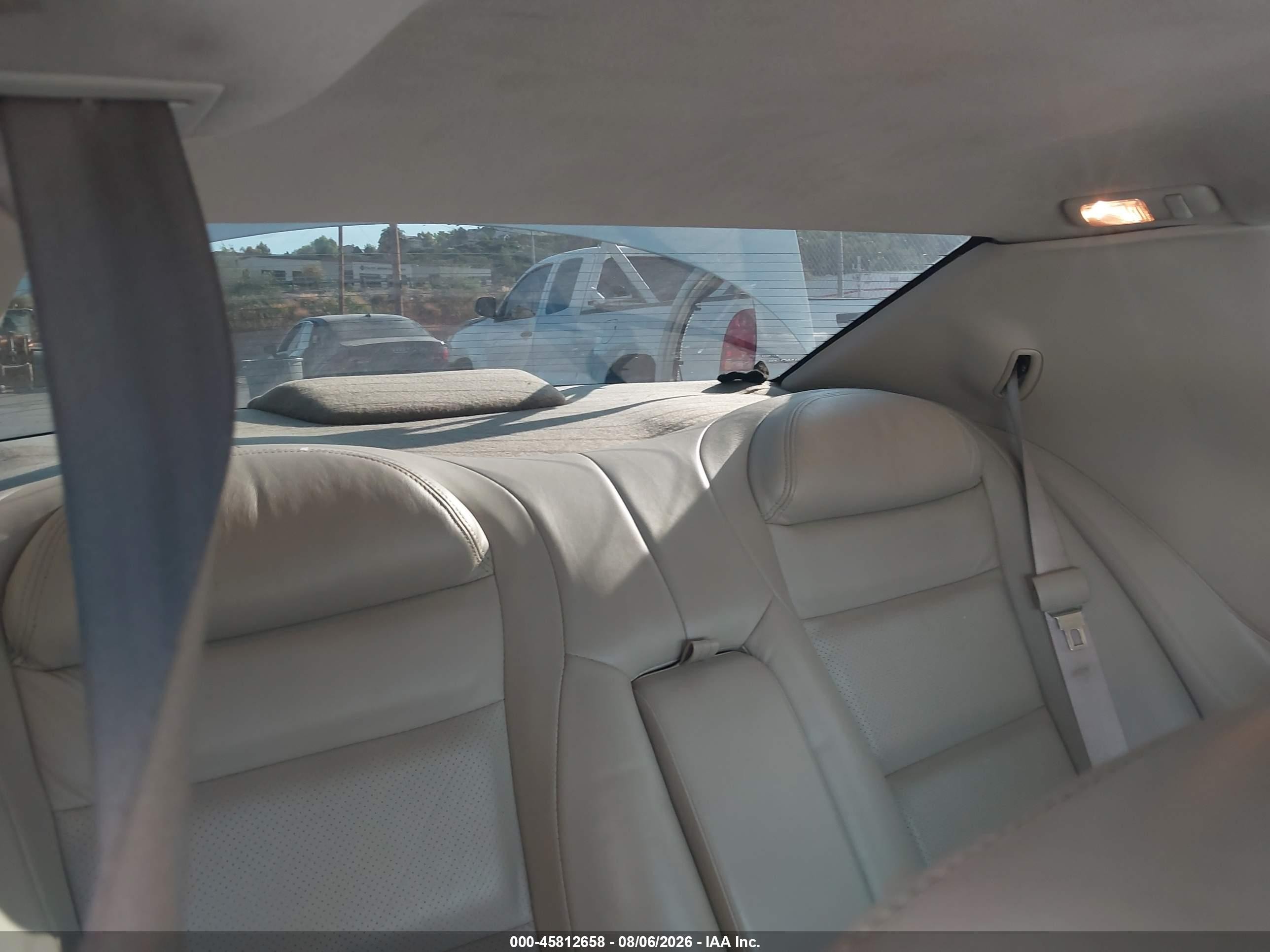 1998 Cadillac Eldorado Touring White vin: 1G6ET1290WU614033