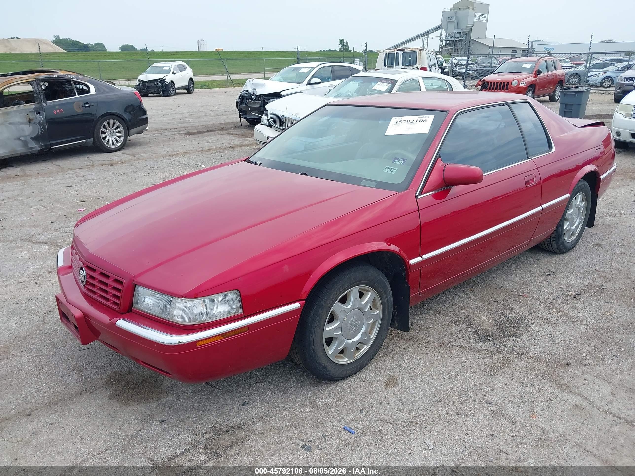 1998 Cadillac Eldorado Touring Burgundy vin: 1G6ET1290WU614825