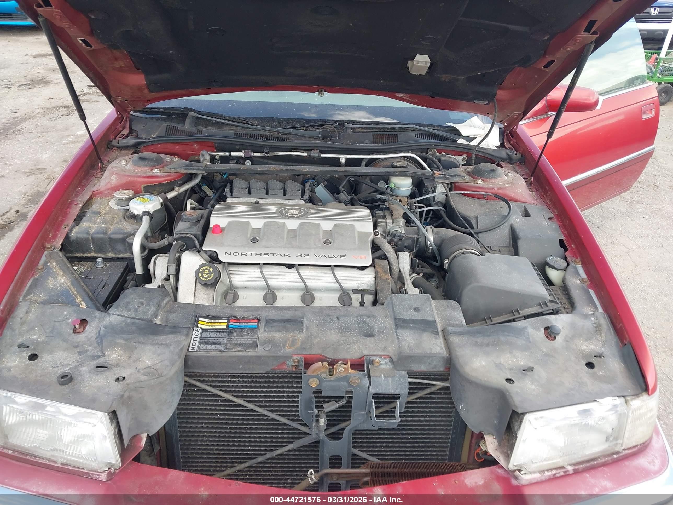 1998 Cadillac Eldorado Touring Red vin: 1G6ET1292WU604359