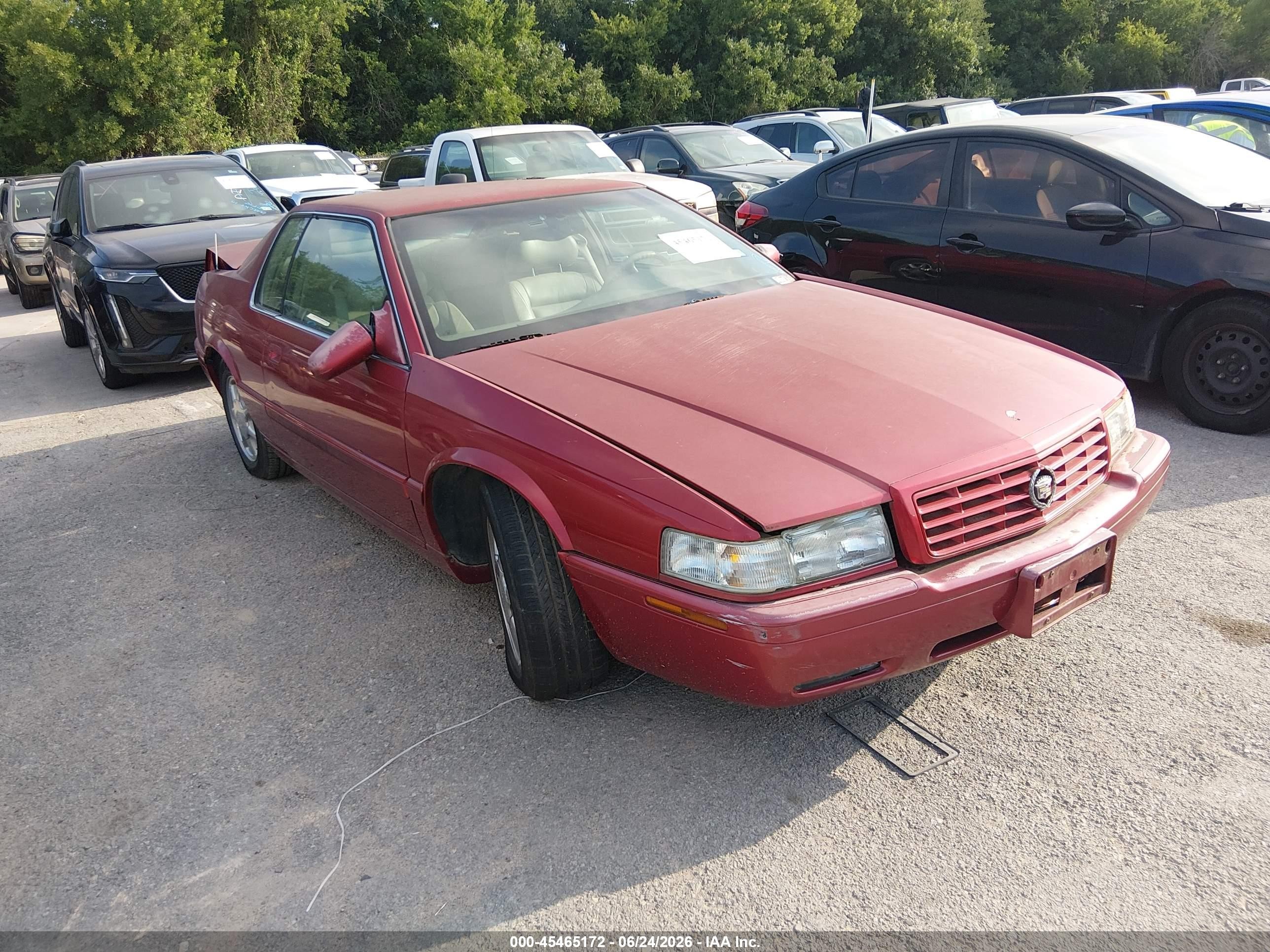 2000 Cadillac Eldorado Etc Red vin: 1G6ET1292YU179681