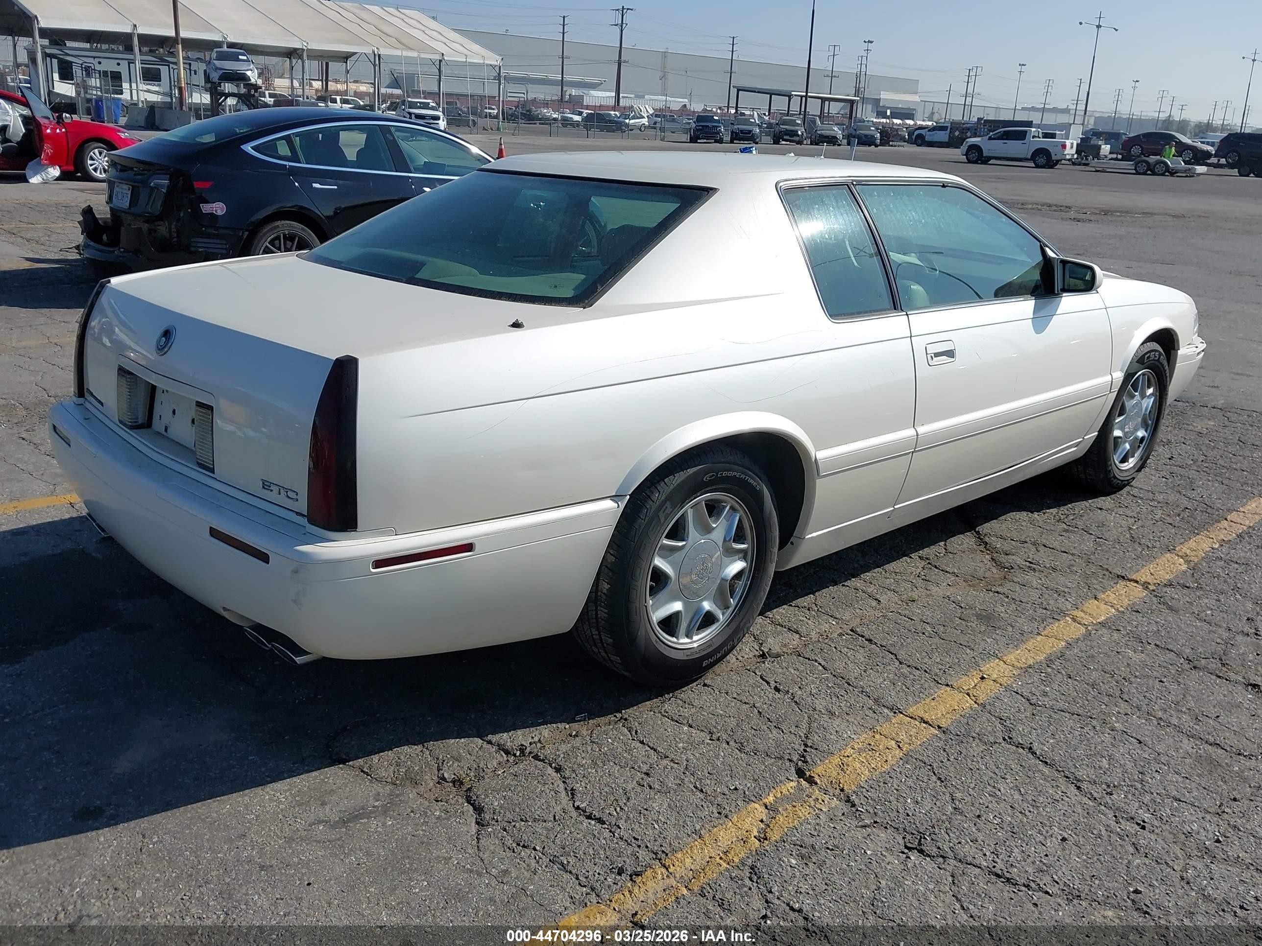 2001 Cadillac Eldorado Etc Cream vin: 1G6ET12951B108847