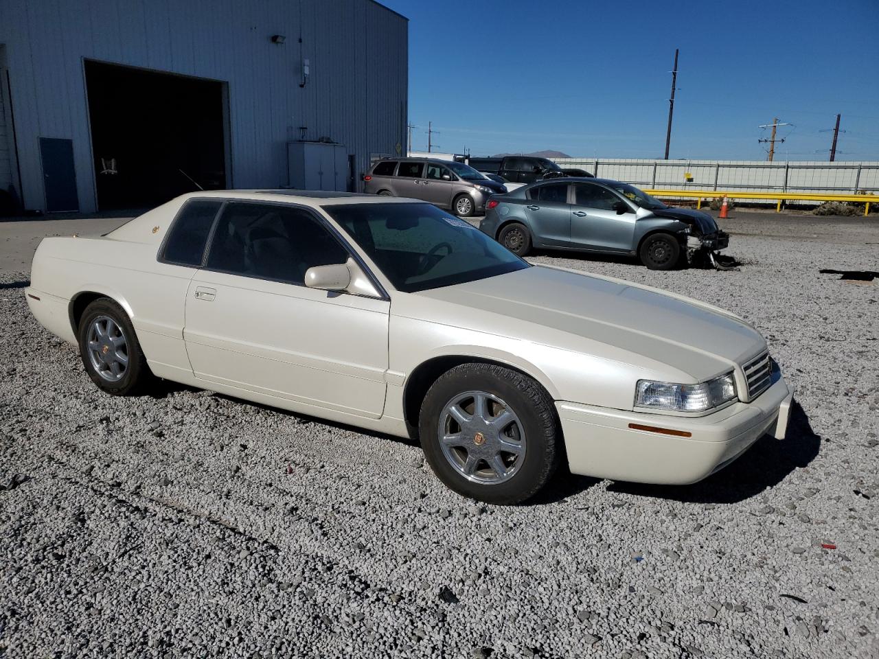 1999 Cadillac Eldorado Touring White vin: 1G6ET1296XU610814
