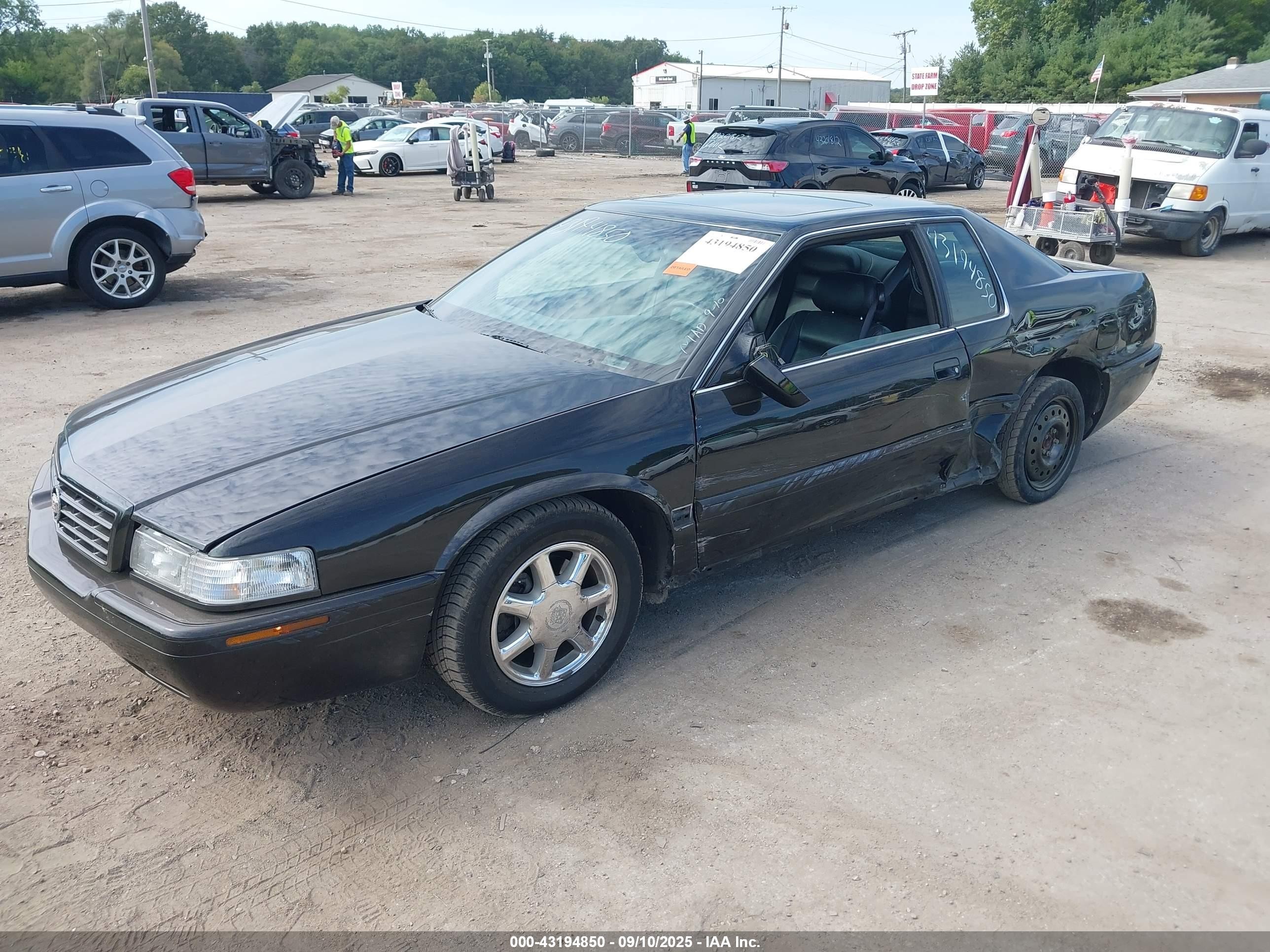 1999 Cadillac Eldorado Touring Black vin: 1G6ET1297XU615973