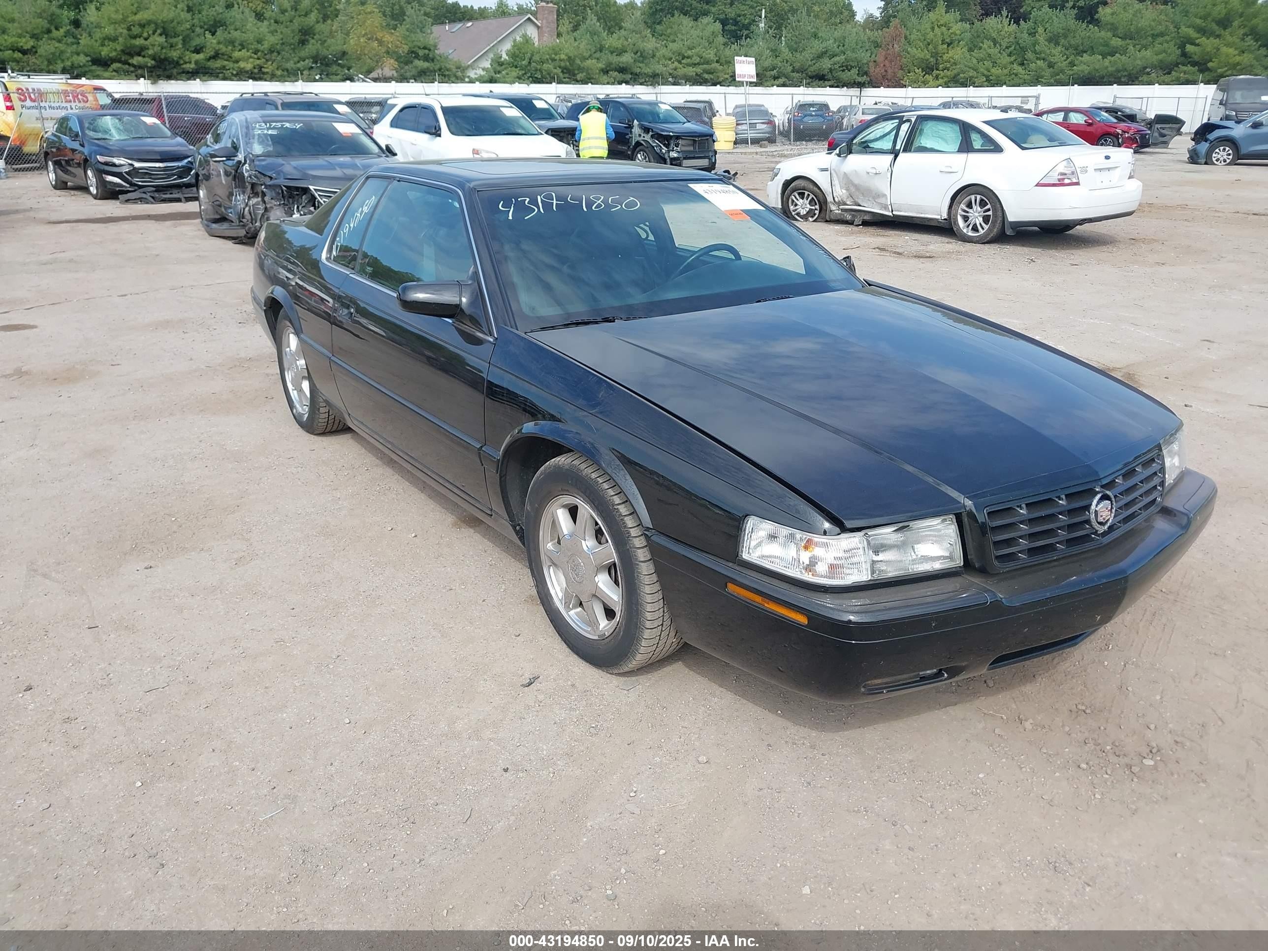 1999 Cadillac Eldorado Touring Black vin: 1G6ET1297XU615973