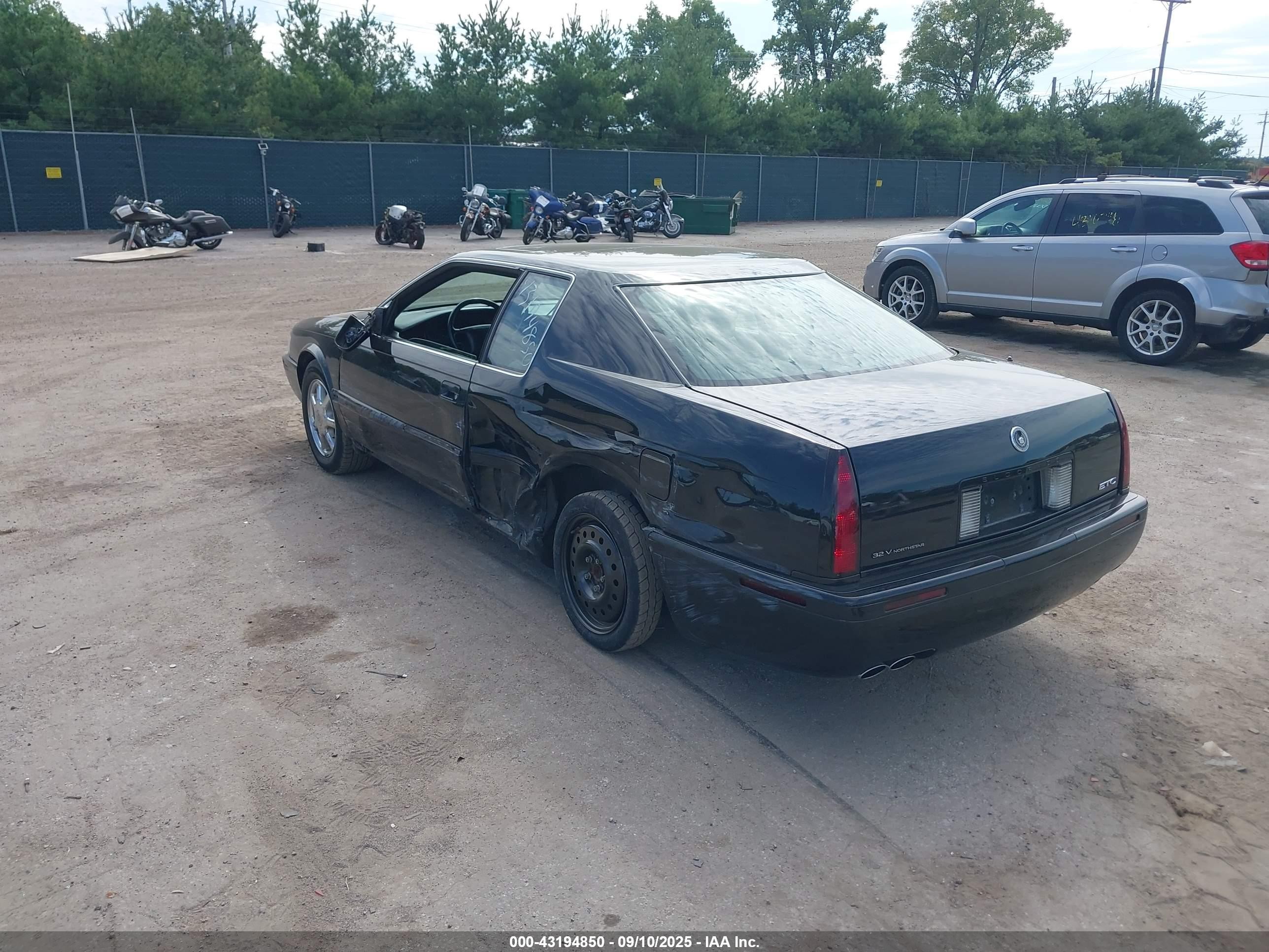 1999 Cadillac Eldorado Touring Black vin: 1G6ET1297XU615973