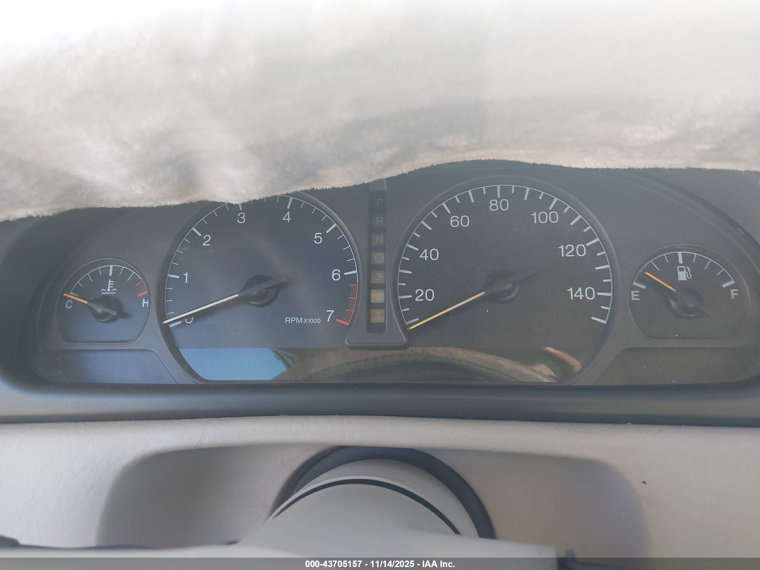 2001 Cadillac Eldorado Etc Красный vin: 1G6ET129X1B101912