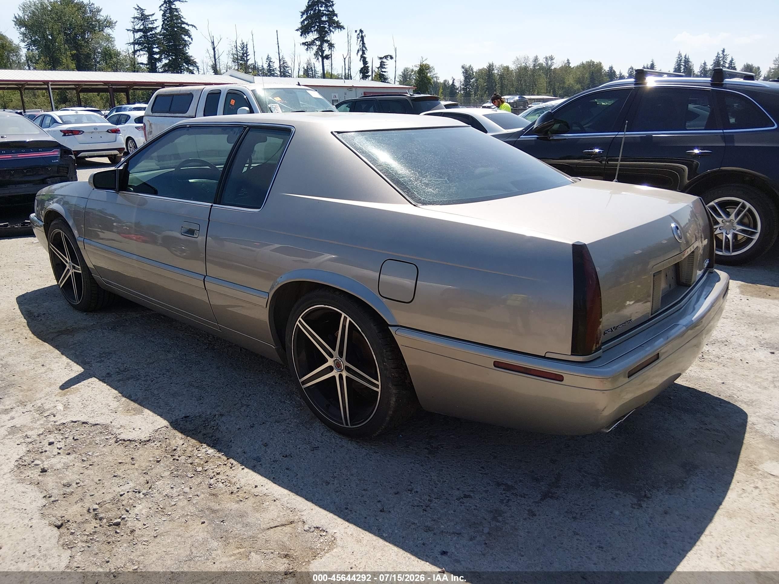 2001 Cadillac Eldorado Etc Champagne vin: 1G6ET129X1B108973