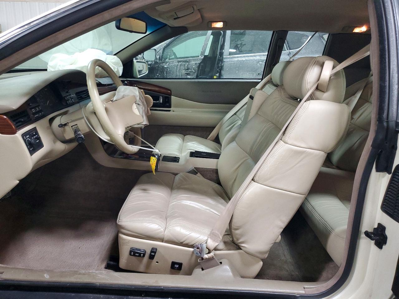 1994 Cadillac Eldorado Touring White vin: 1G6ET129XRU622256