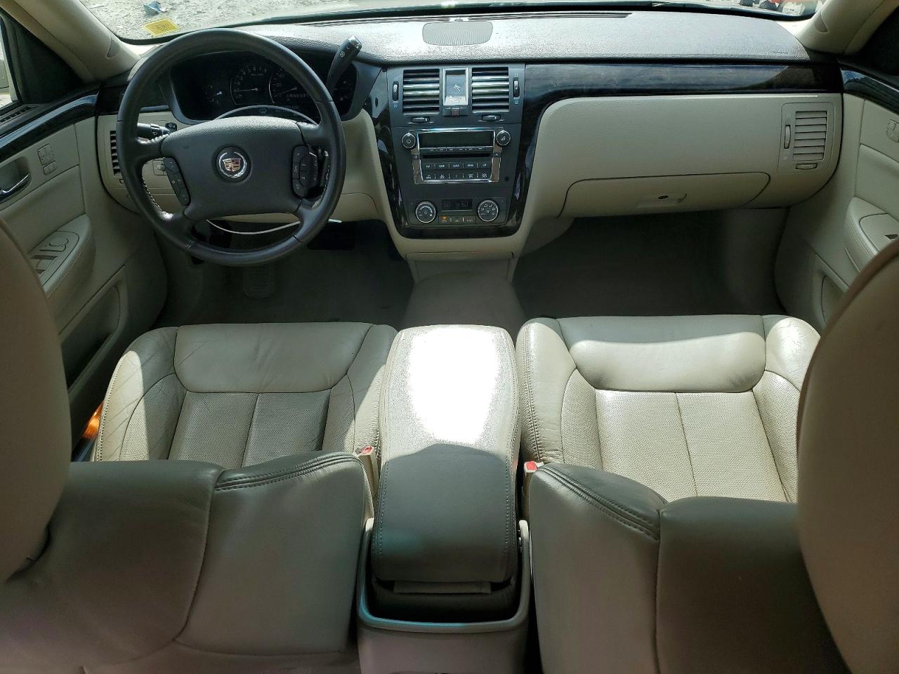 2011 Cadillac Dts Beige vin: 1G6KA5E62BU105167