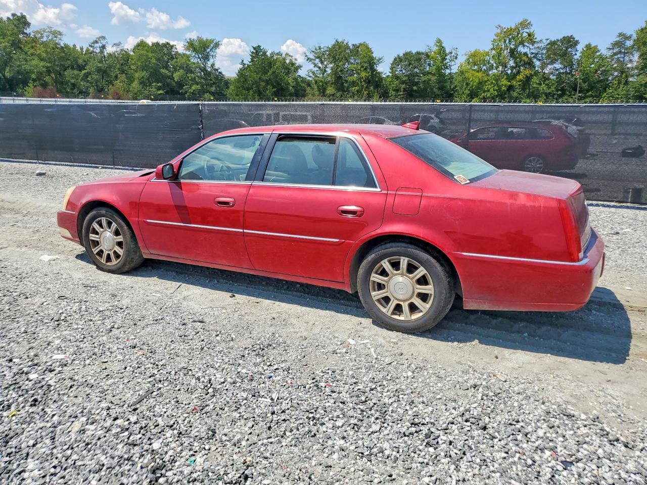 2011 Cadillac Dts Red vin: 1G6KA5E6XBU114912