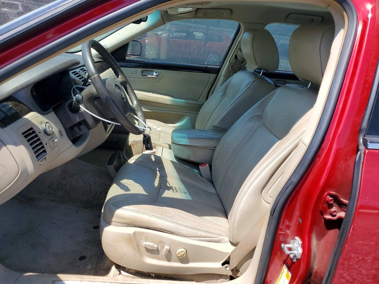 2011 Cadillac Dts Red vin: 1G6KA5E6XBU114912