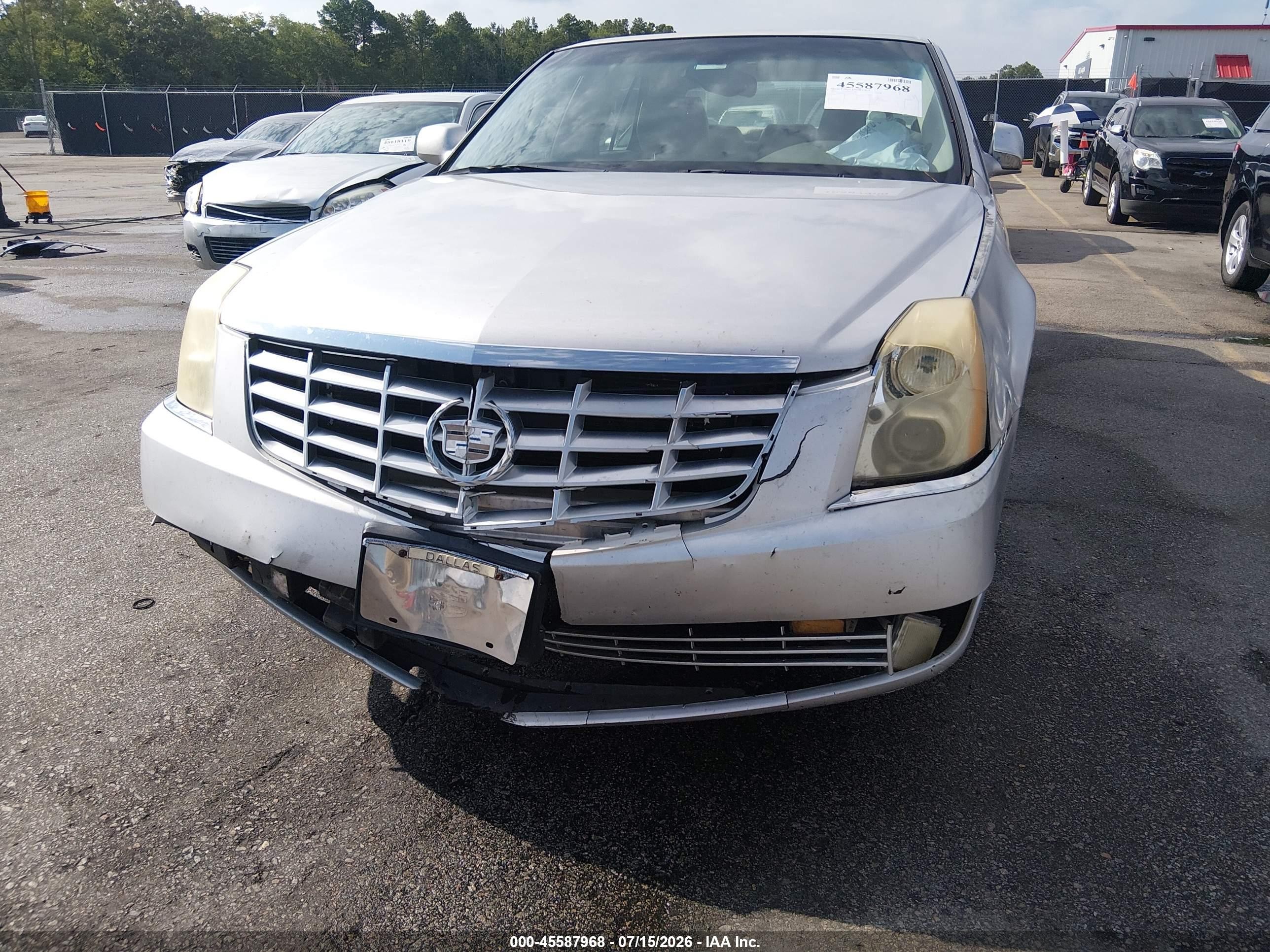2010 Cadillac Dts 1sa Silver vin: 1G6KA5EY2AU124737