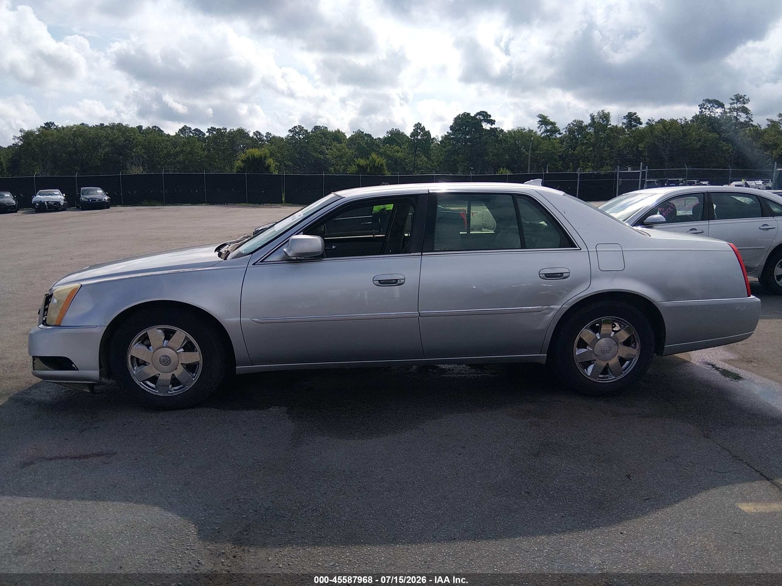2010 Cadillac Dts 1sa Silver vin: 1G6KA5EY2AU124737