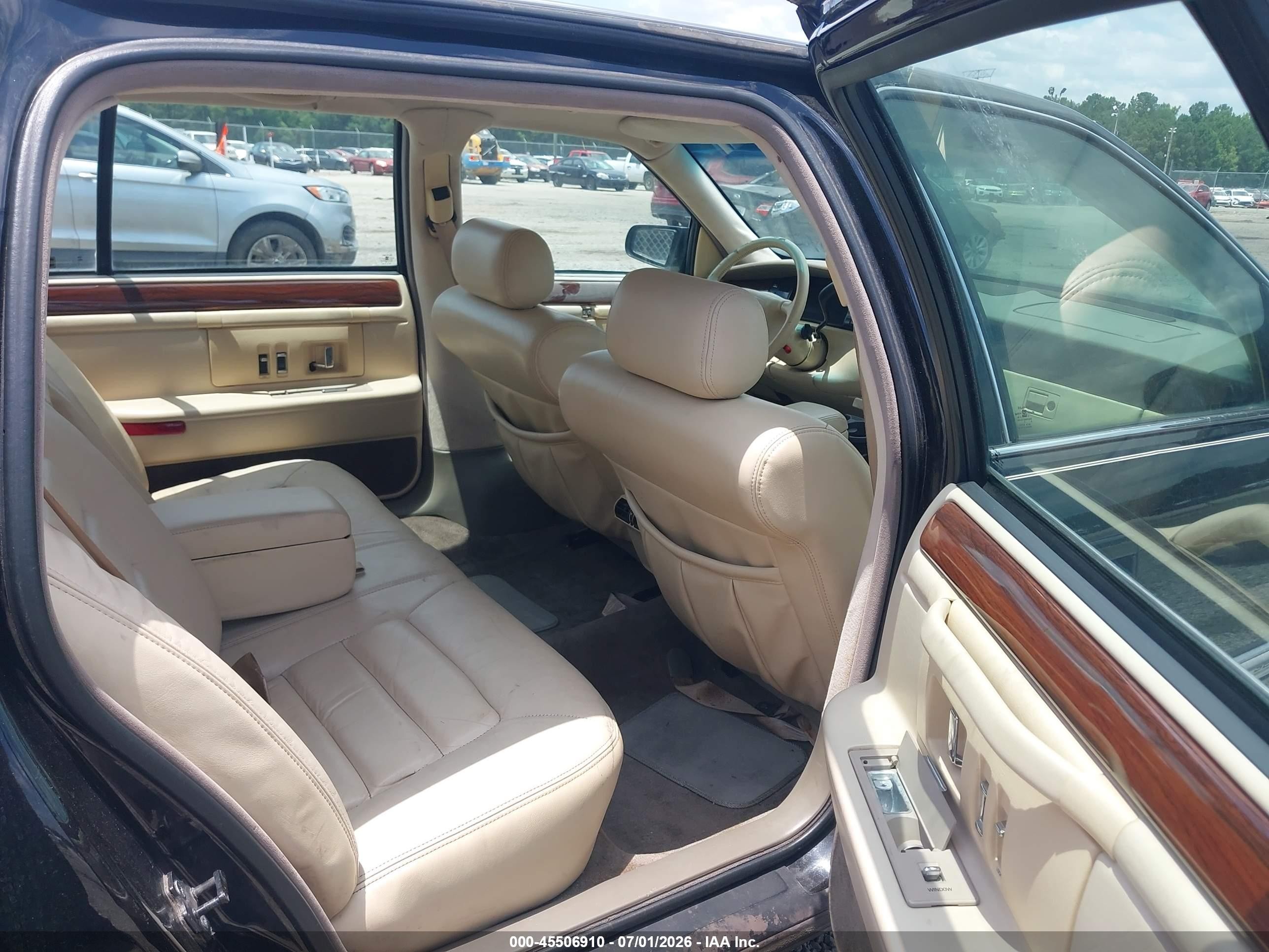 1995 Cadillac Deville   Black vin: 1G6KD52B4SU203593
