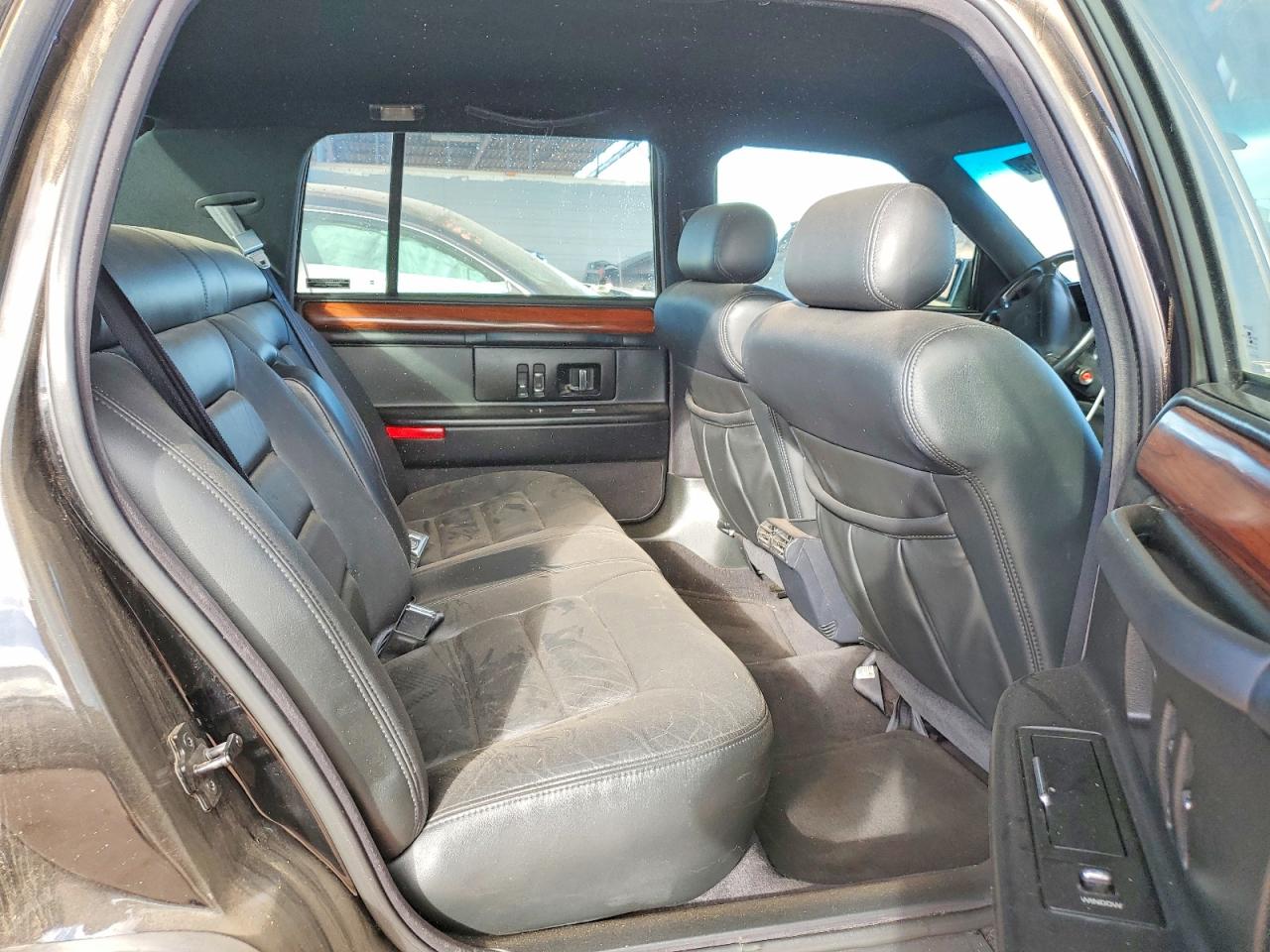 1994 Cadillac Deville Black vin: 1G6KD52B5RU301431