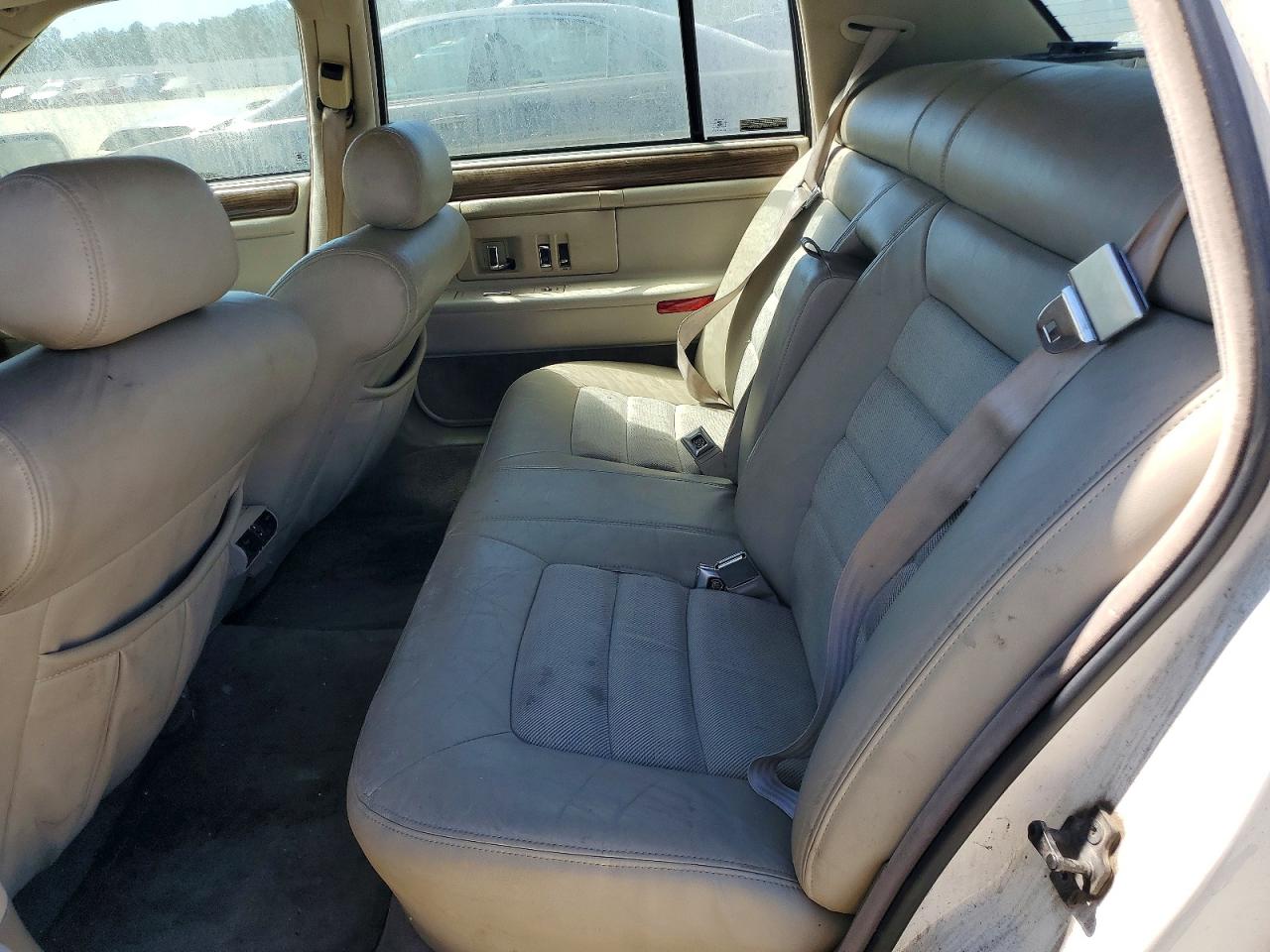 1995 Cadillac Deville White vin: 1G6KD52B6SU275301