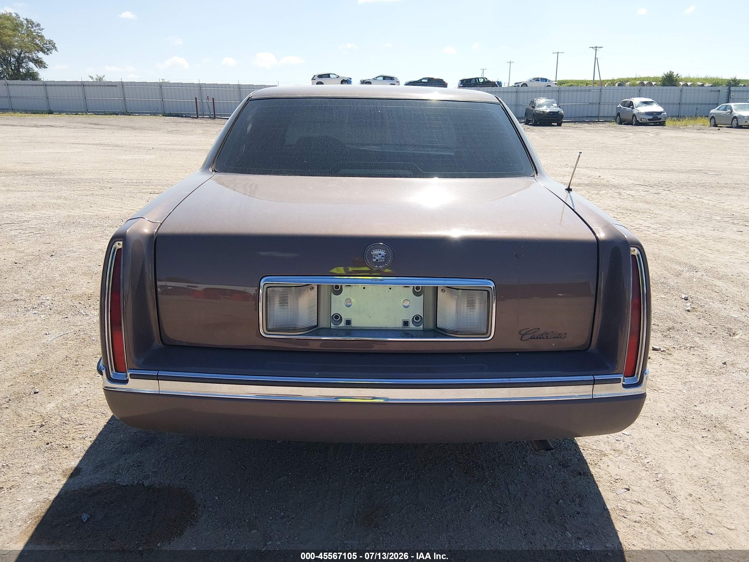1994 Cadillac Deville Gold vin: 1G6KD52B8RU237191