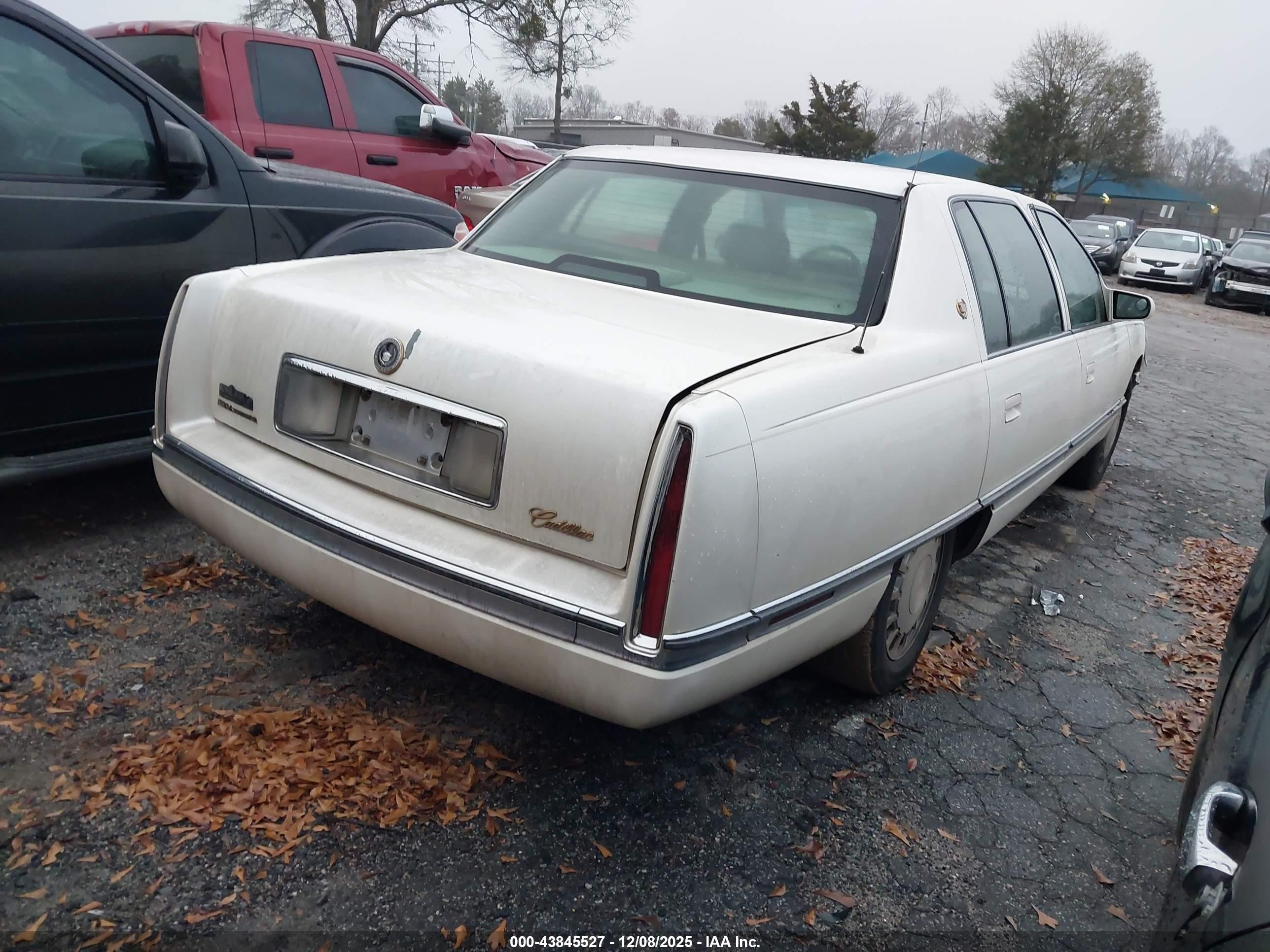 1996 Cadillac Deville   Cream vin: 1G6KD52Y0TU205637