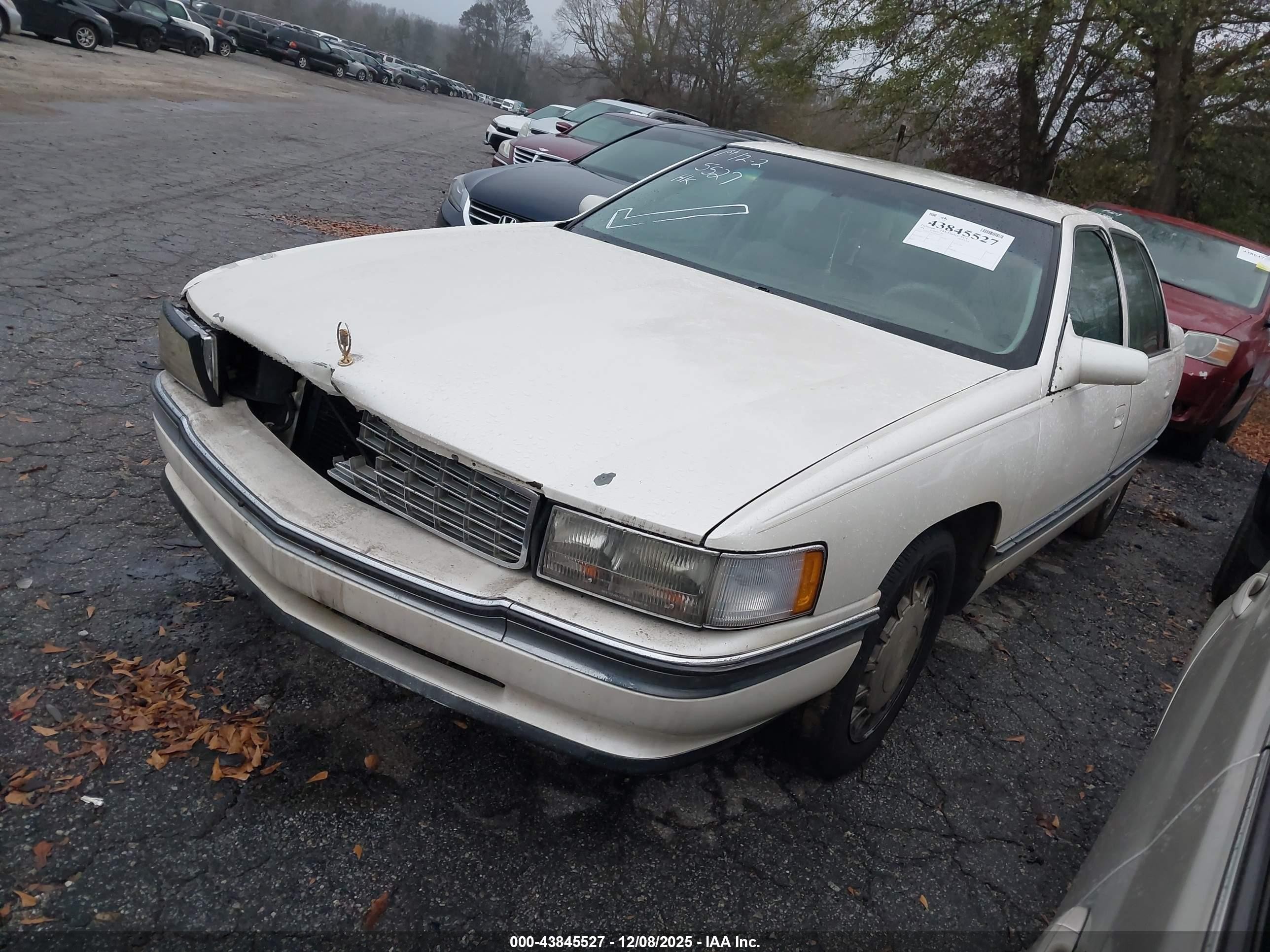 1996 Cadillac Deville   Cream vin: 1G6KD52Y0TU205637