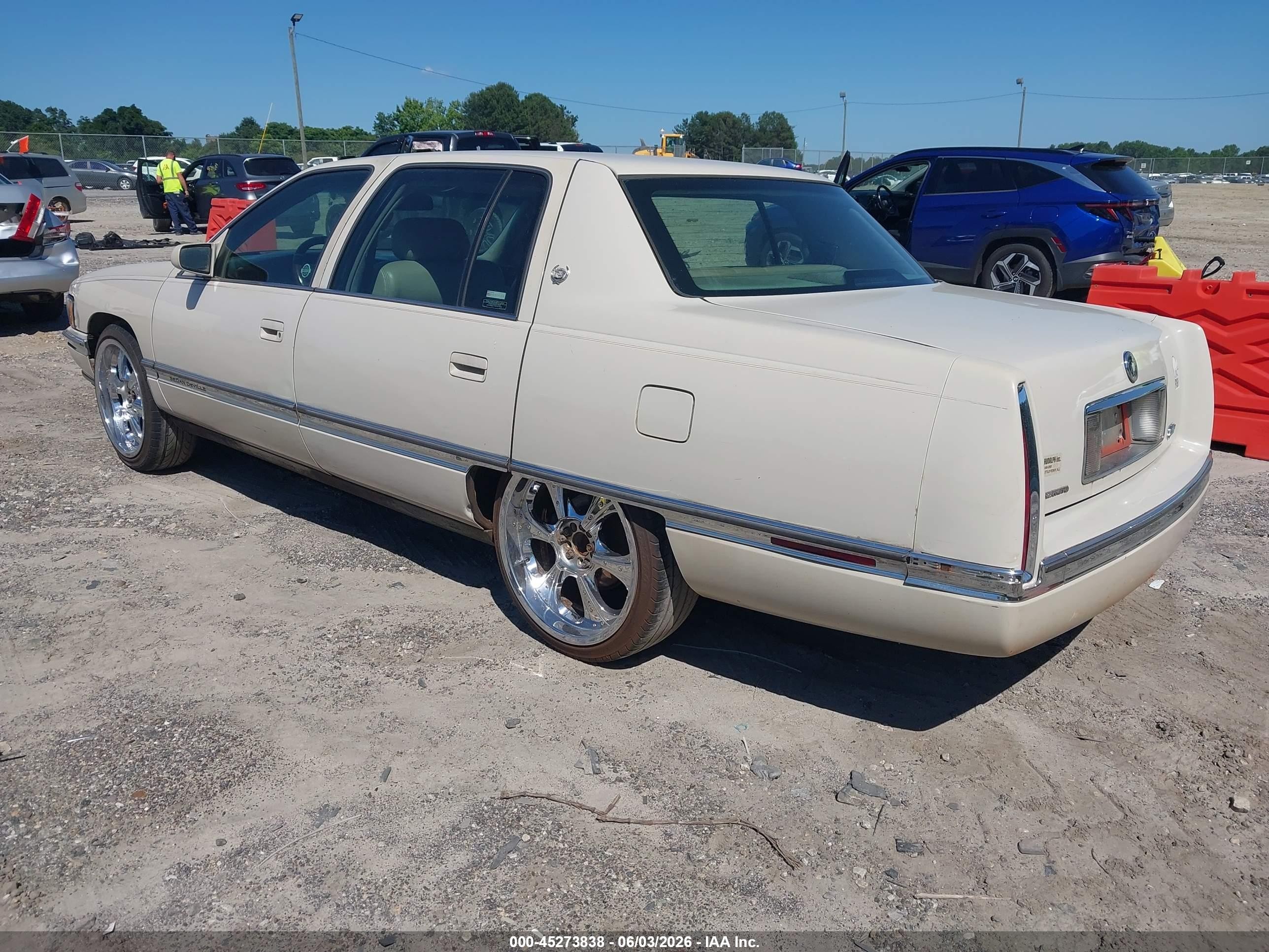 1996 Cadillac Deville   Cream vin: 1G6KD52Y0TU285991