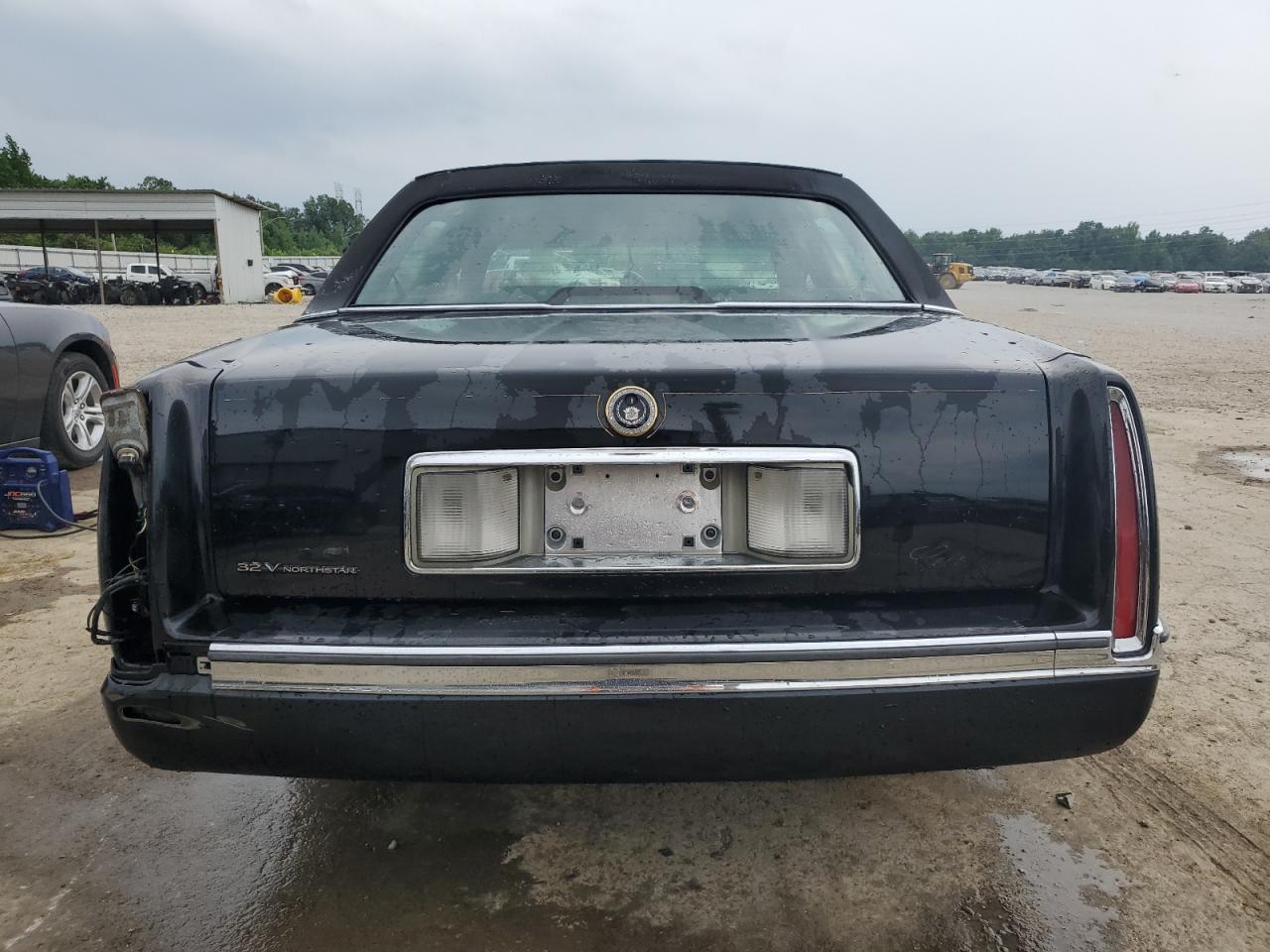 Price & History 1996 Cadillac Deville 4.6l 8 vin