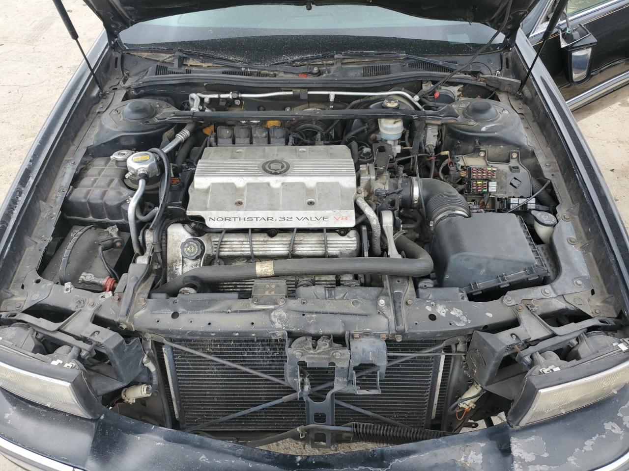 Price & History 1996 Cadillac Deville 4.6l 8 vin