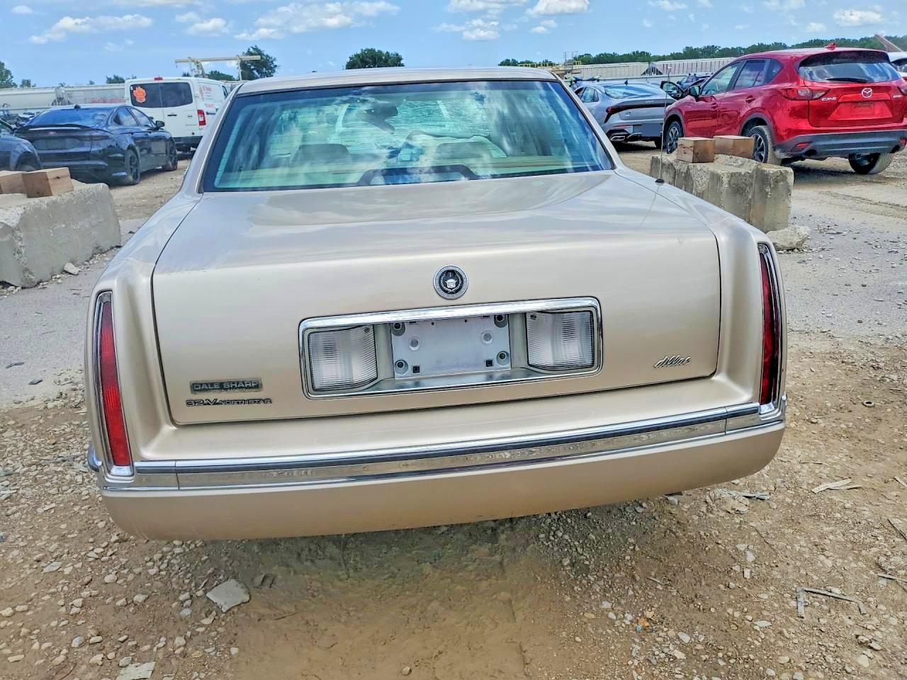 1996 Cadillac Deville Beige vin: 1G6KD52Y4TU250242