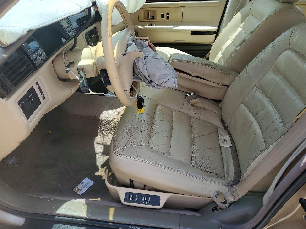 1996 Cadillac Deville Beige vin: 1G6KD52Y4TU250242