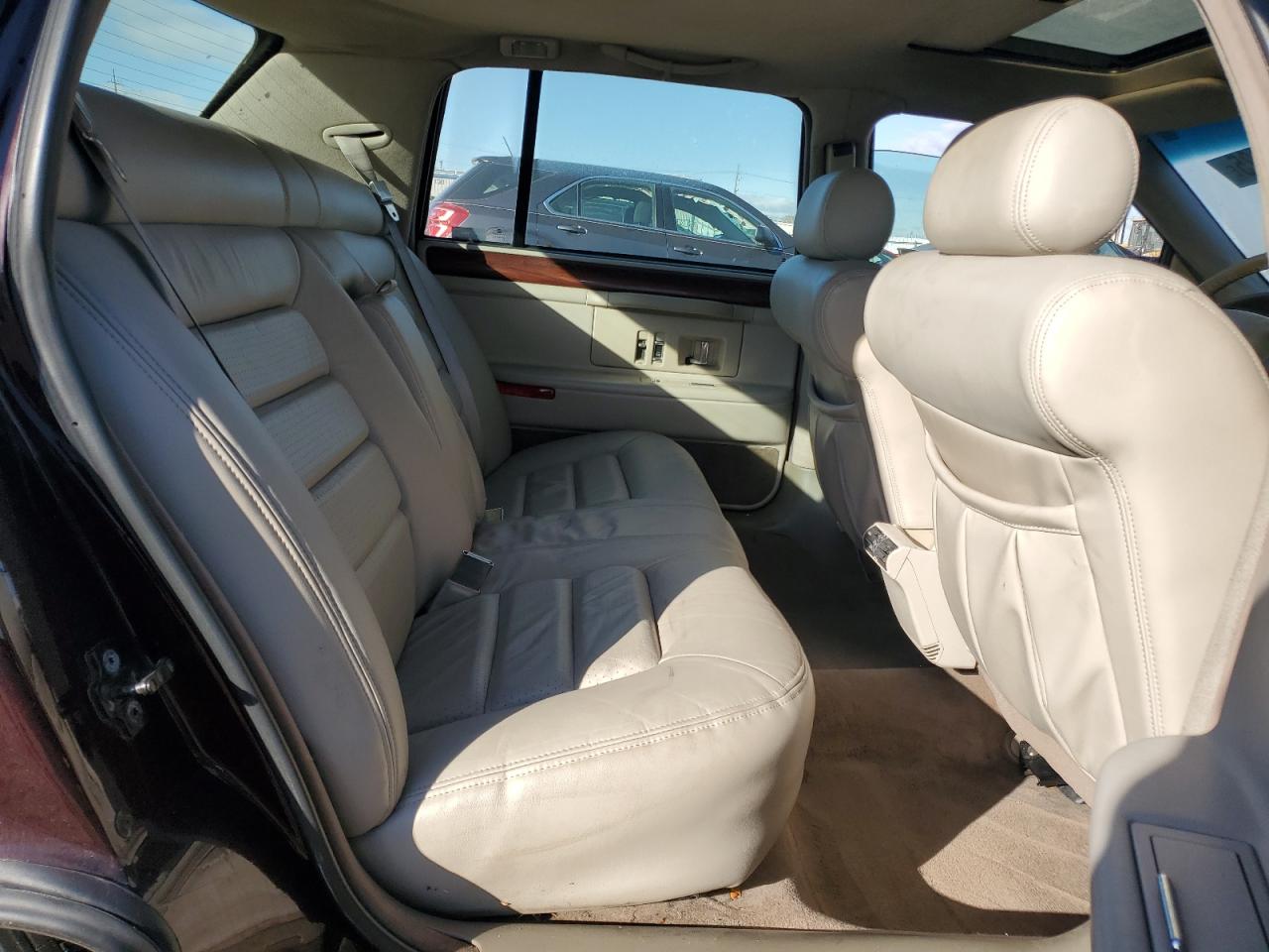 1996 Cadillac Deville Burgundy vin: 1G6KD52Y5TU282004